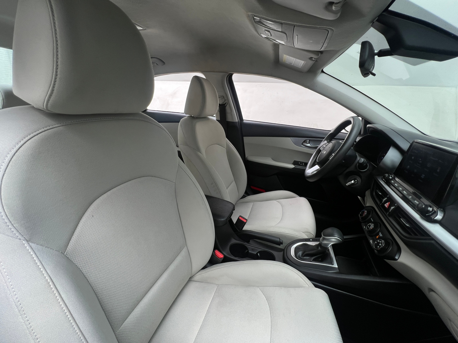 Thumbnail: 2022 Kia Forte - 2