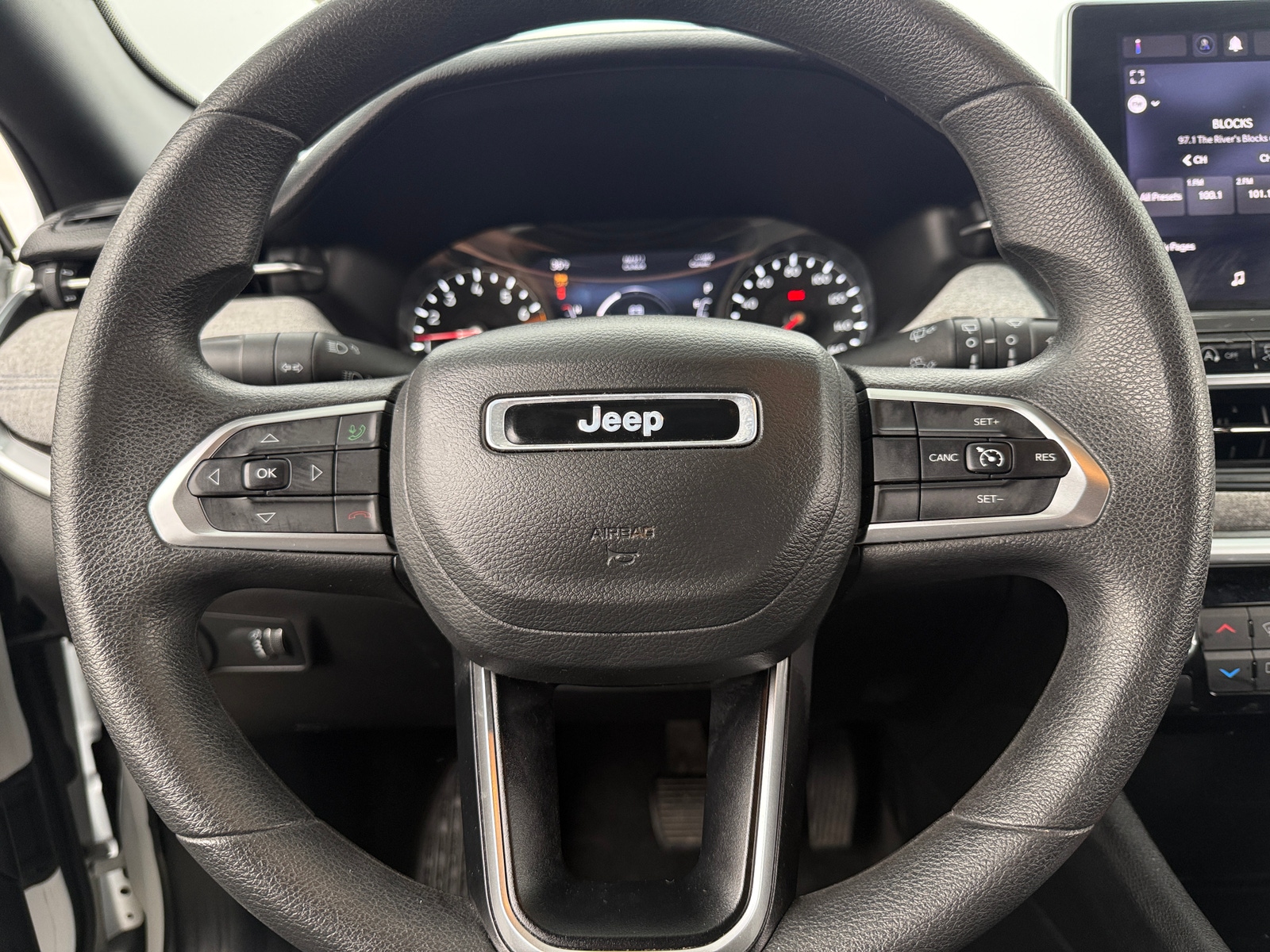 Thumbnail: 2023 Jeep Compass - 5