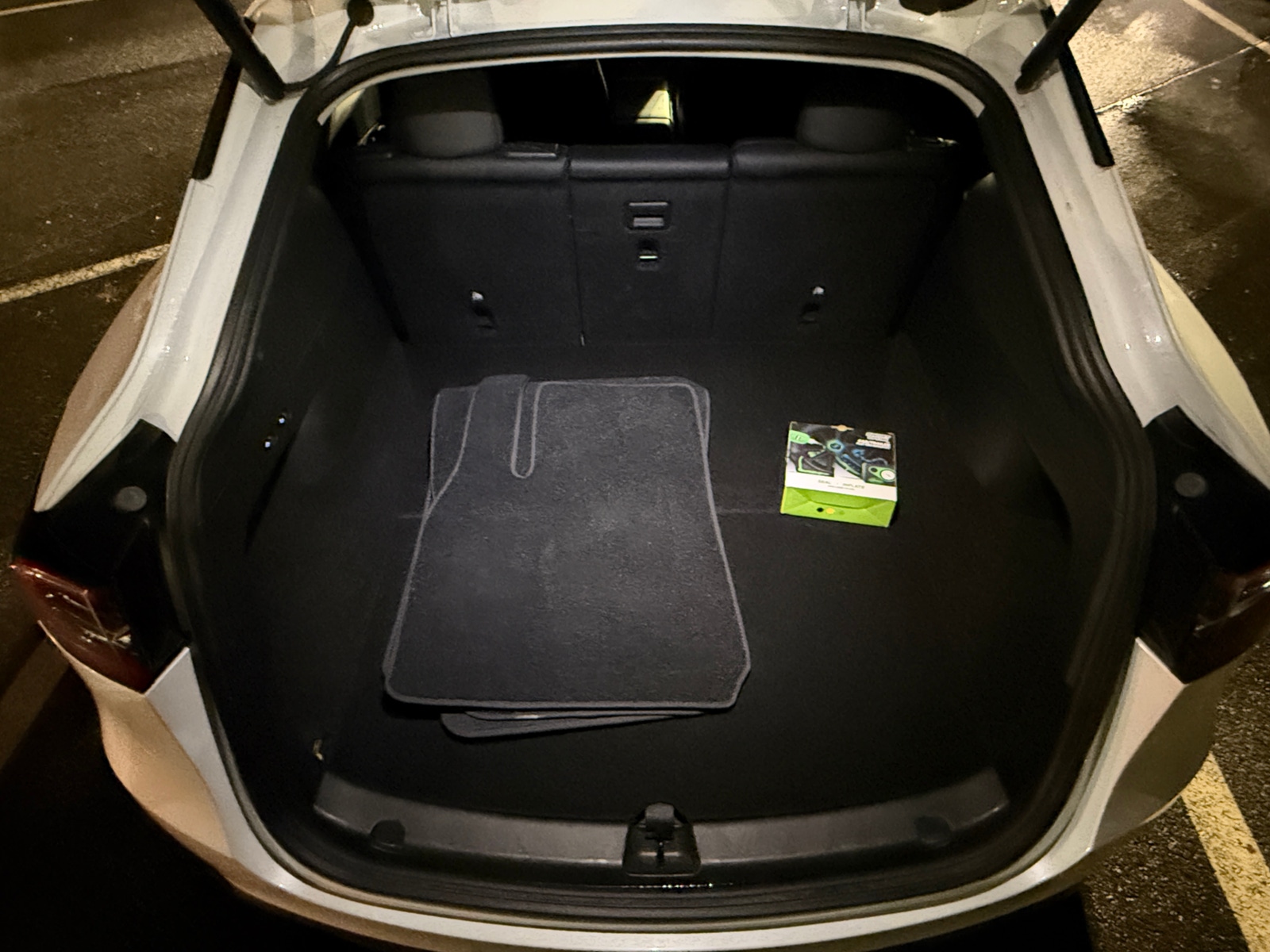 Thumbnail: 2022 Tesla Model S - 6