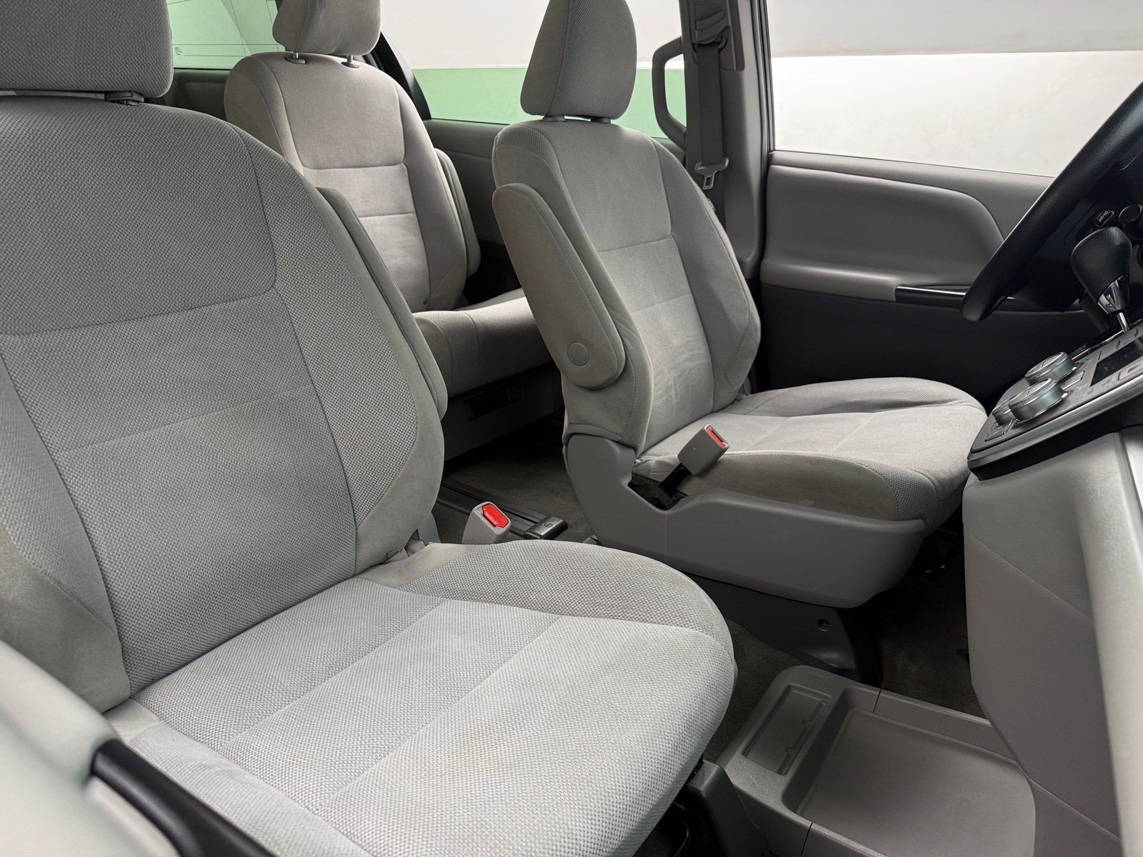 Thumbnail: 2018 Toyota Sienna - 2