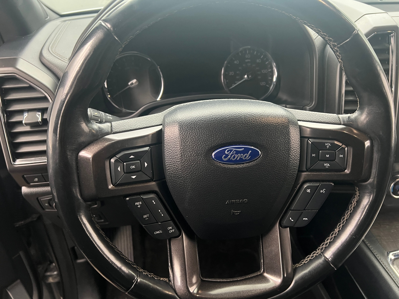 Thumbnail: 2021 Ford Expedition MAX - 4