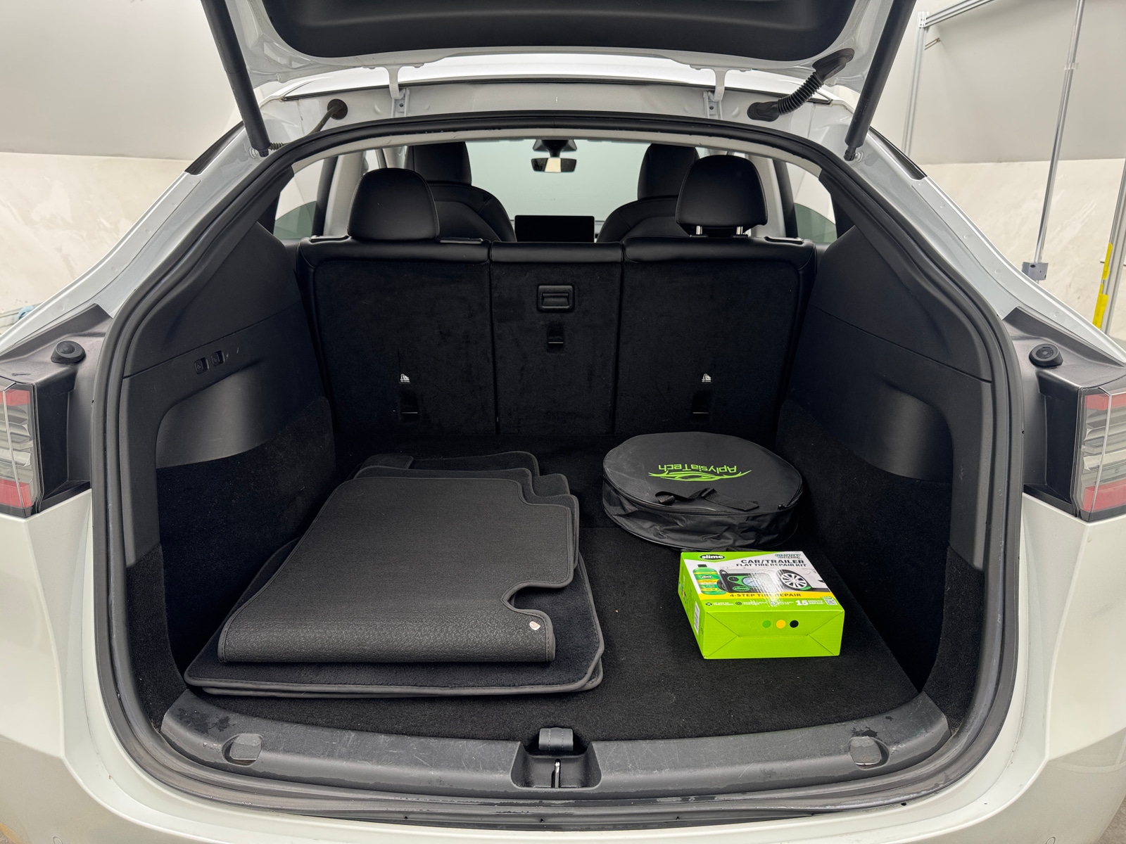 Thumbnail: 2022 Tesla Model Y - 6