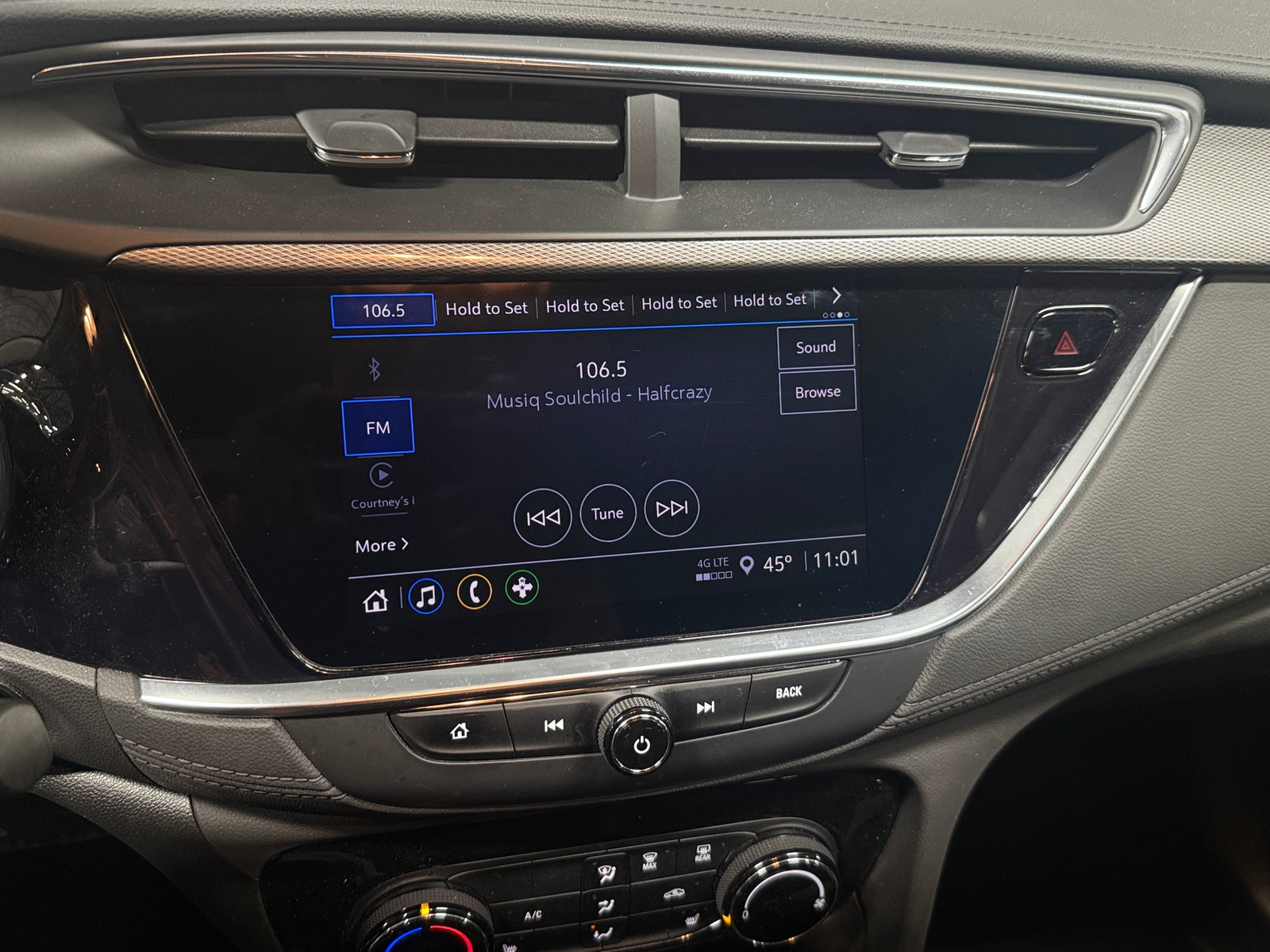 Thumbnail: 2022 Buick Encore GX - 3