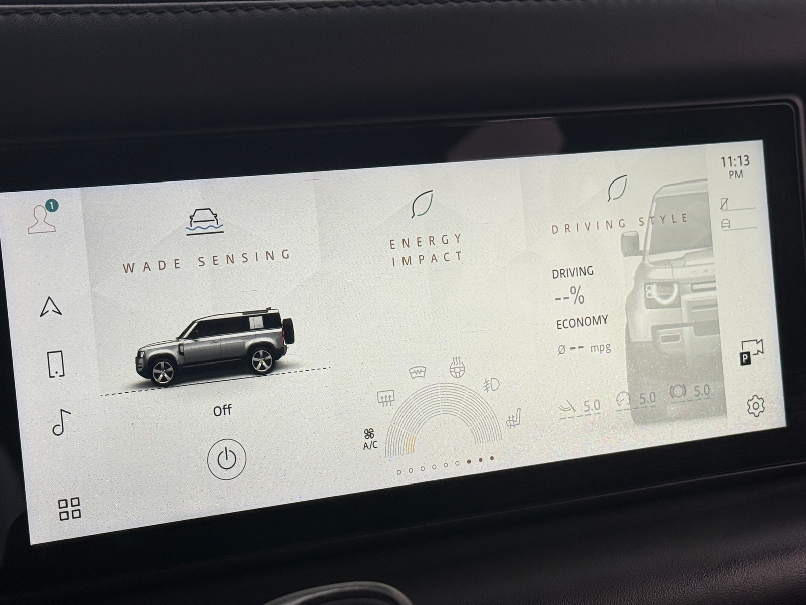 Thumbnail: 2020 Land Rover Defender - 3