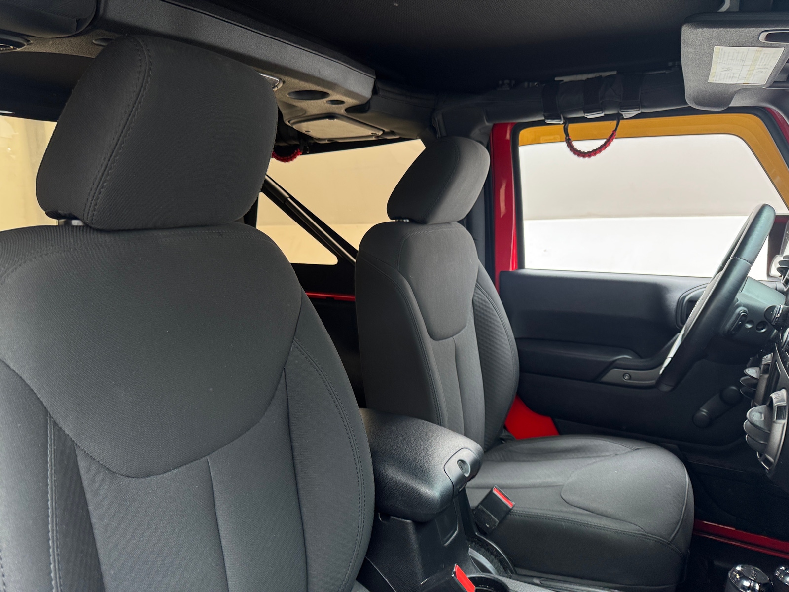 Thumbnail: 2016 Jeep Wrangler - 2