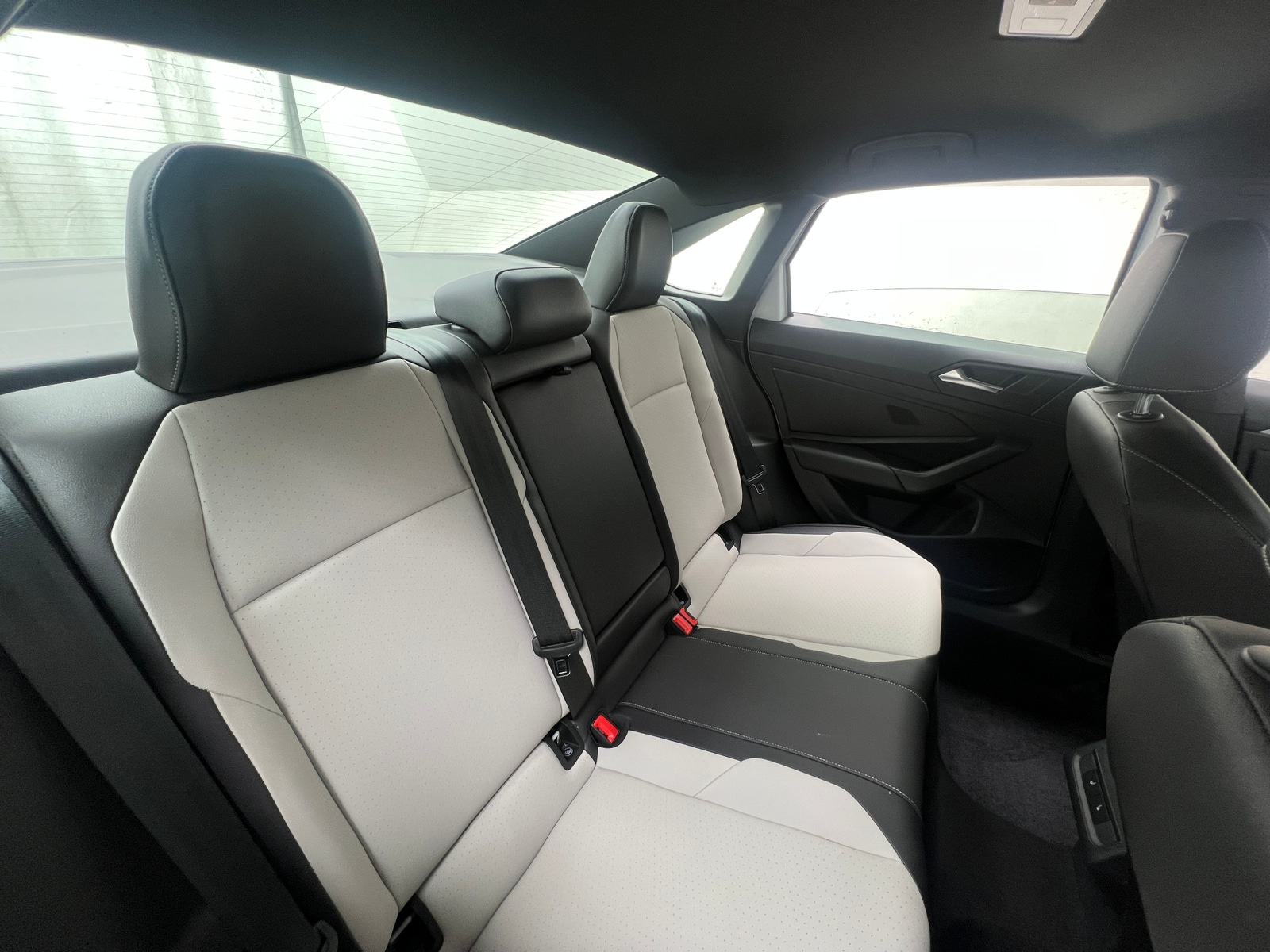 Thumbnail: 2021 Volkswagen Jetta - 5