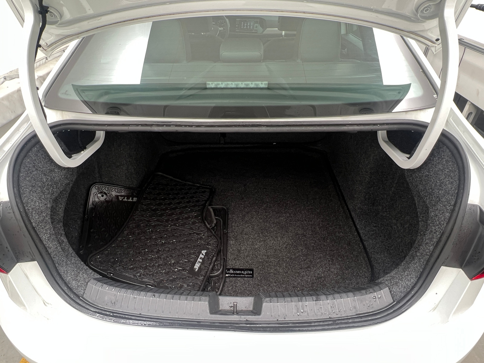 Thumbnail: 2021 Volkswagen Jetta - 6