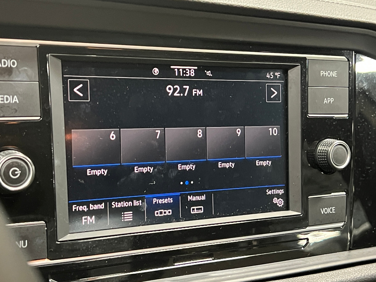 Thumbnail: 2021 Volkswagen Jetta - 3