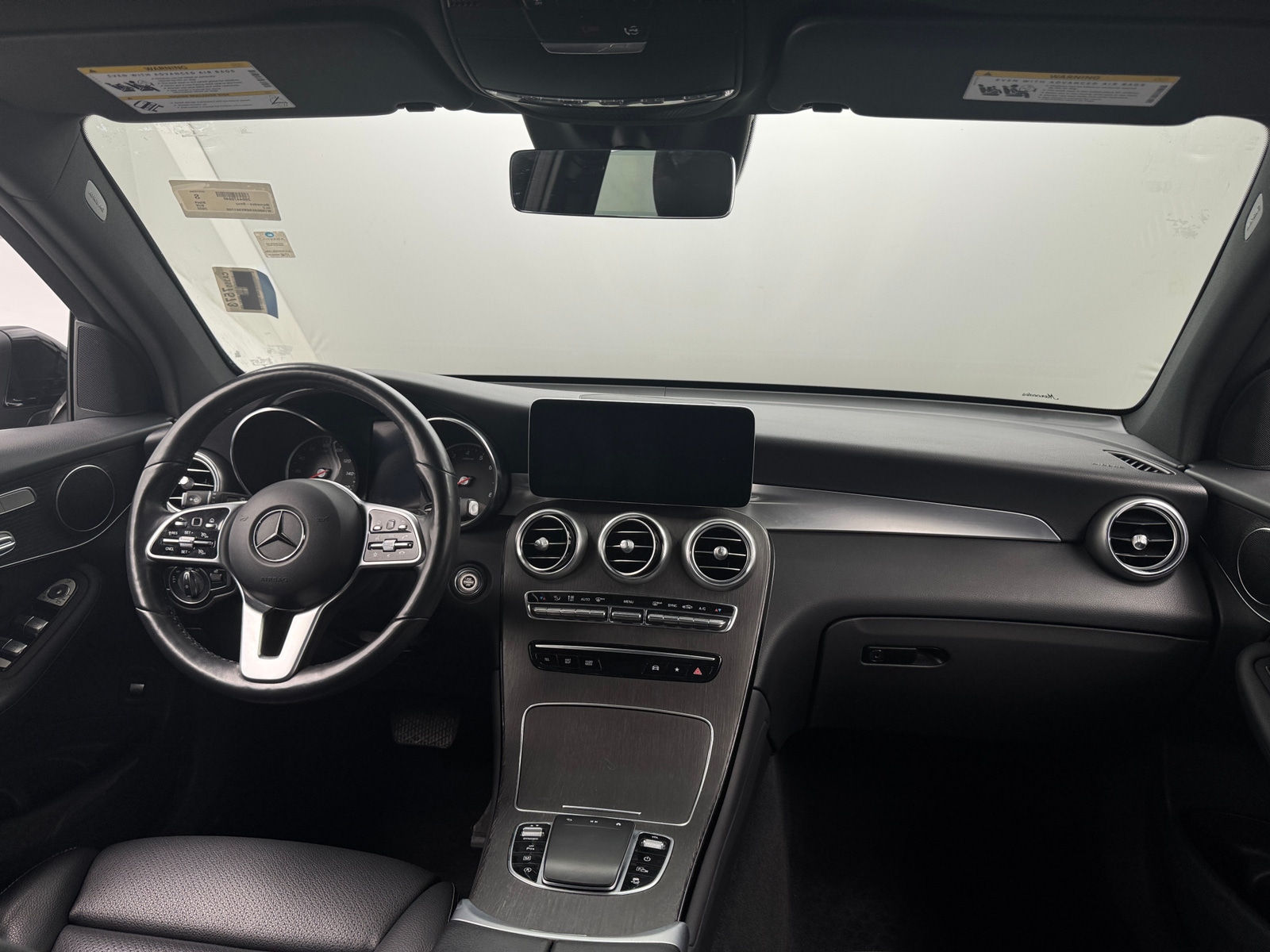 Thumbnail: 2022 Mercedes-Benz GLC - 2