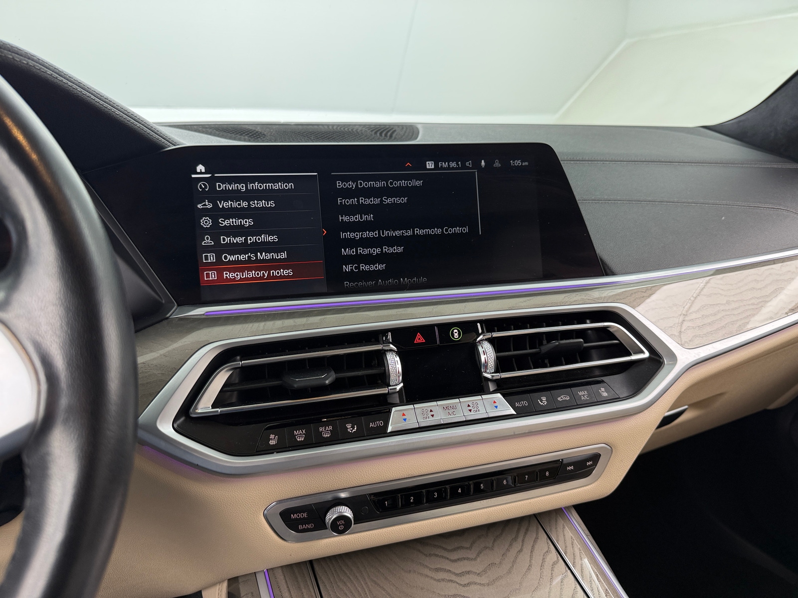 Thumbnail: 2021 BMW X7 - 4