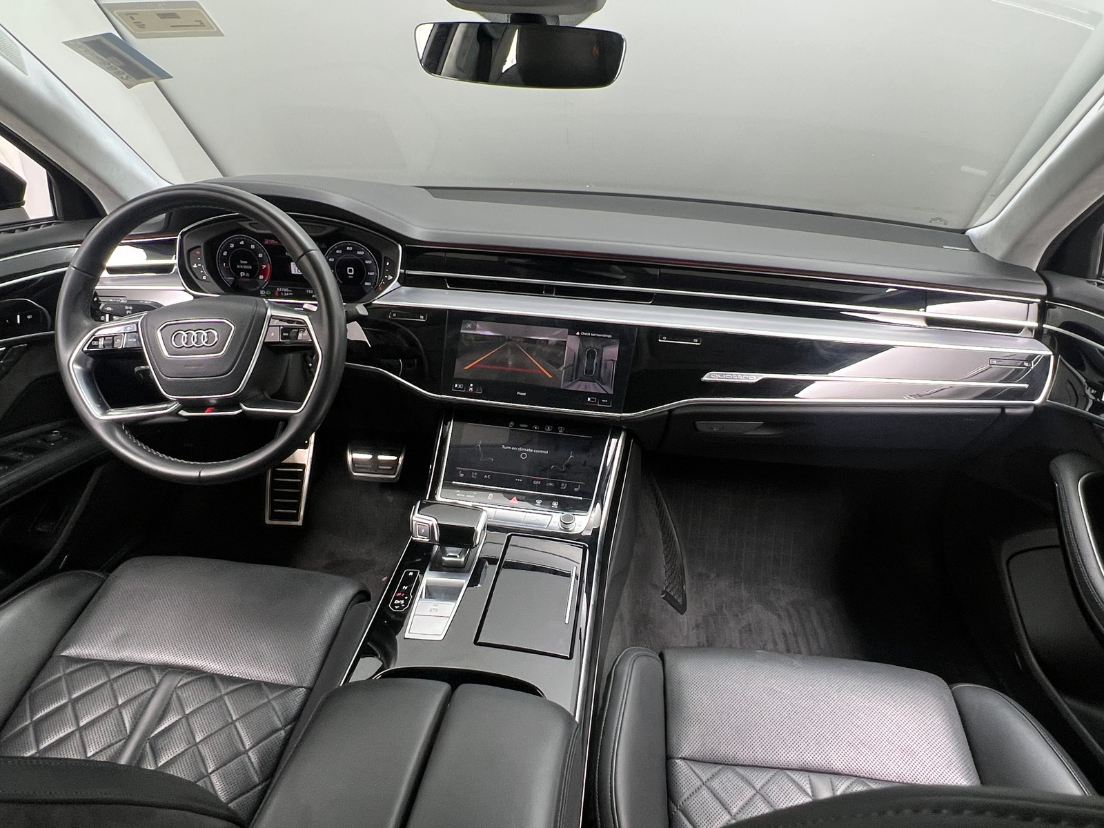 Thumbnail: 2021 Audi S8 - 2