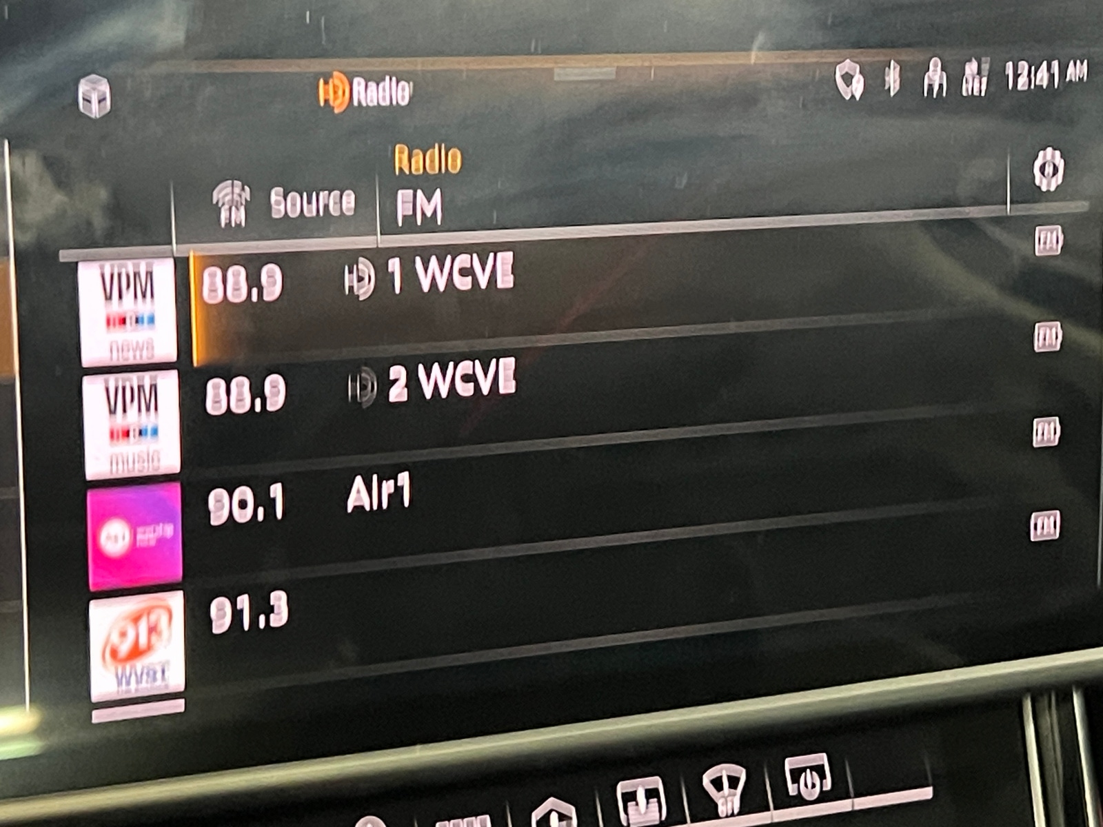 Thumbnail: 2021 Audi S8 - 3