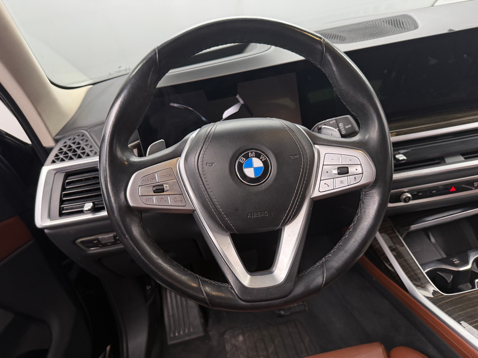 Thumbnail: 2023 BMW X7 - 4