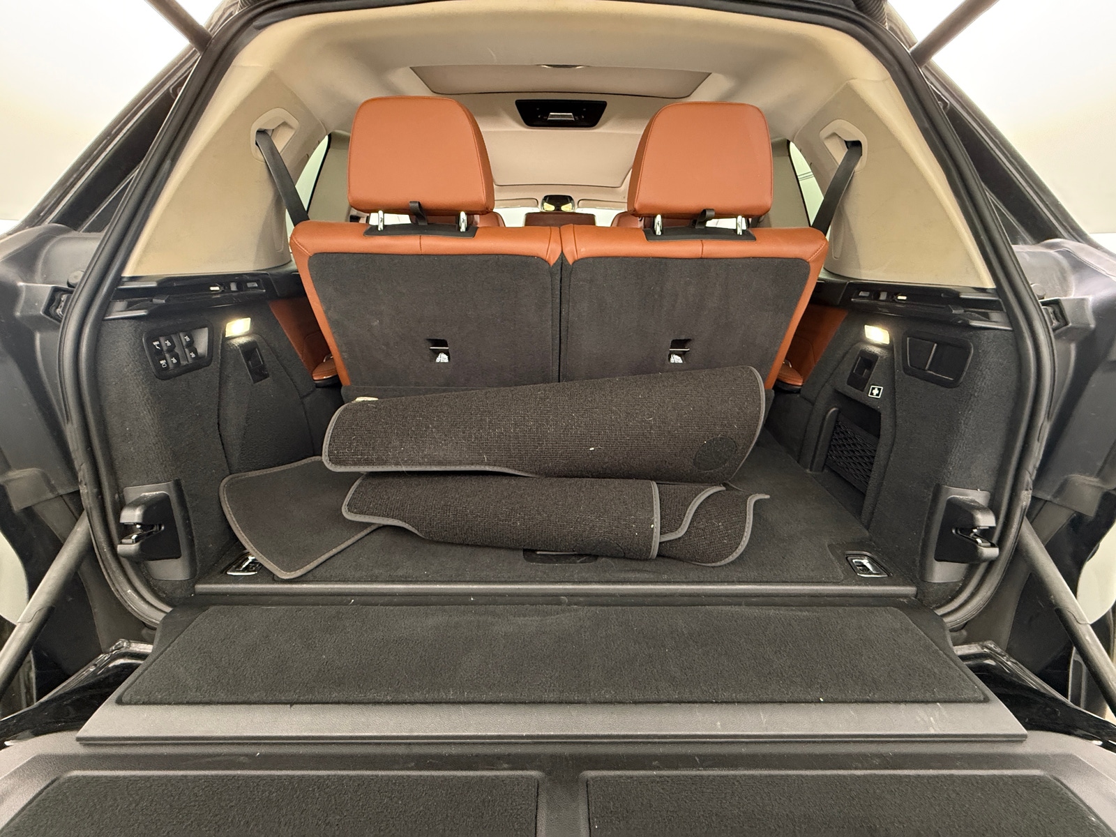 Thumbnail: 2023 BMW X7 - 6