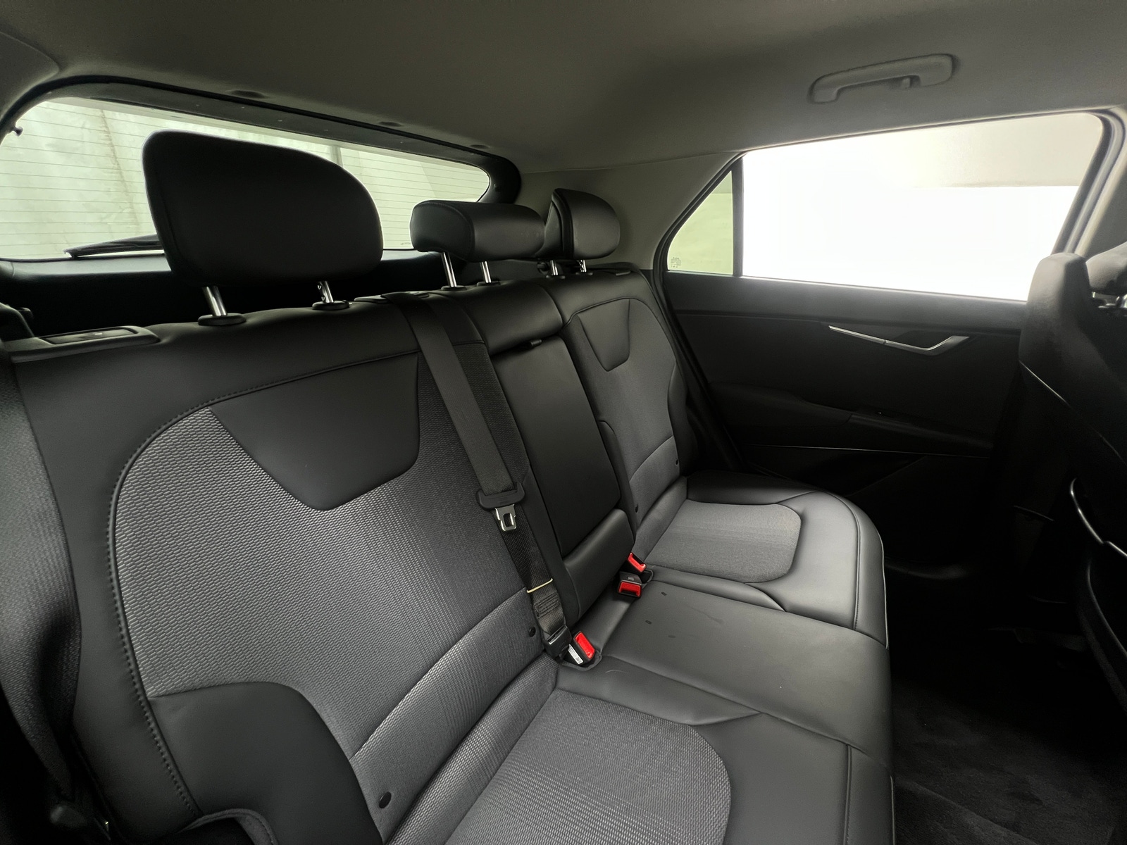 Thumbnail: 2025 Kia Niro - 6