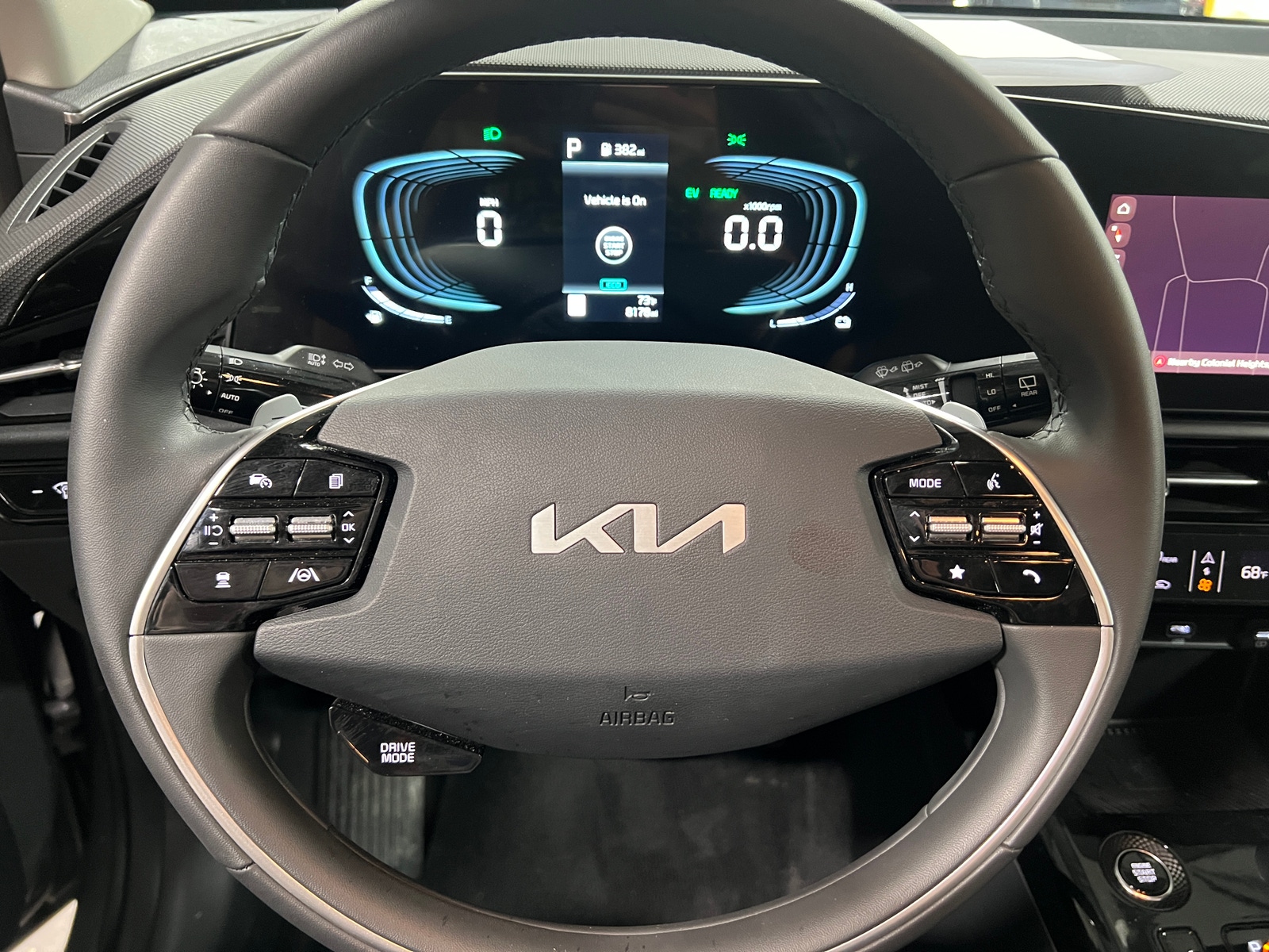 Thumbnail: 2025 Kia Niro - 5