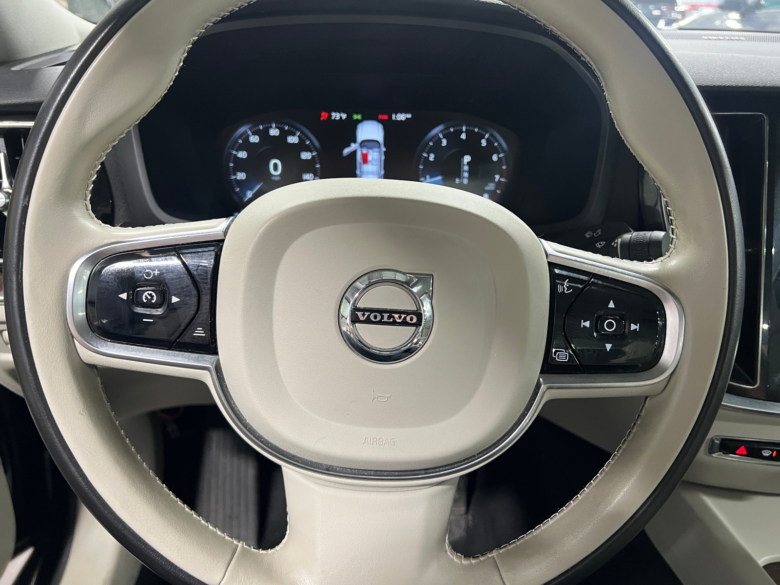 Thumbnail: 2021 Volvo S60 - 4