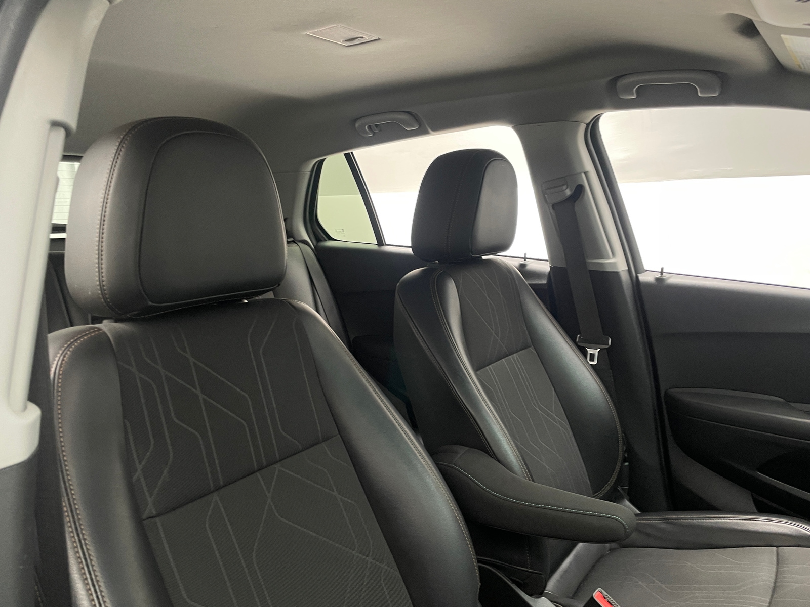 Thumbnail: 2020 Chevrolet Trax - 2