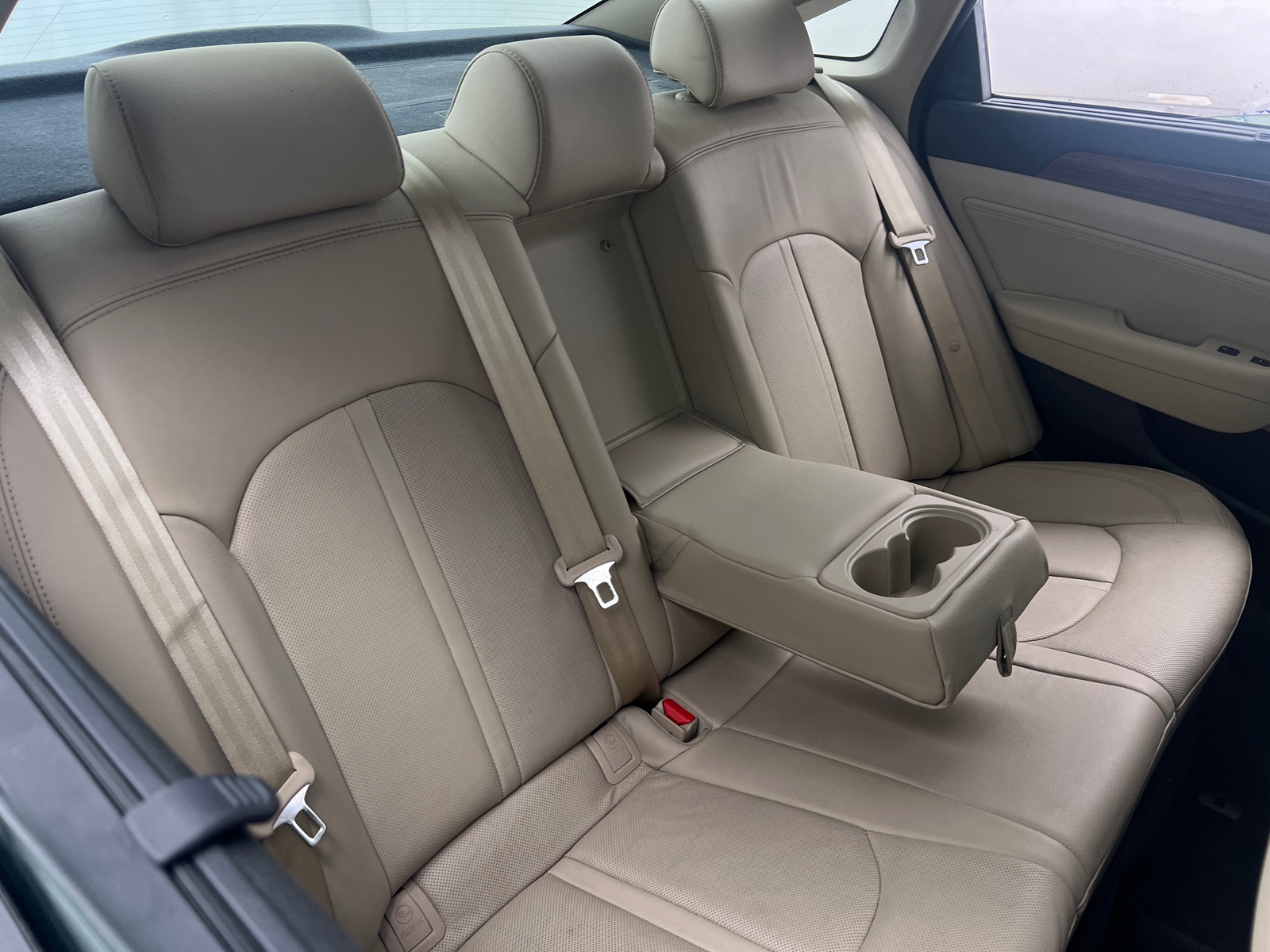 Thumbnail: 2016 Hyundai Sonata - 6