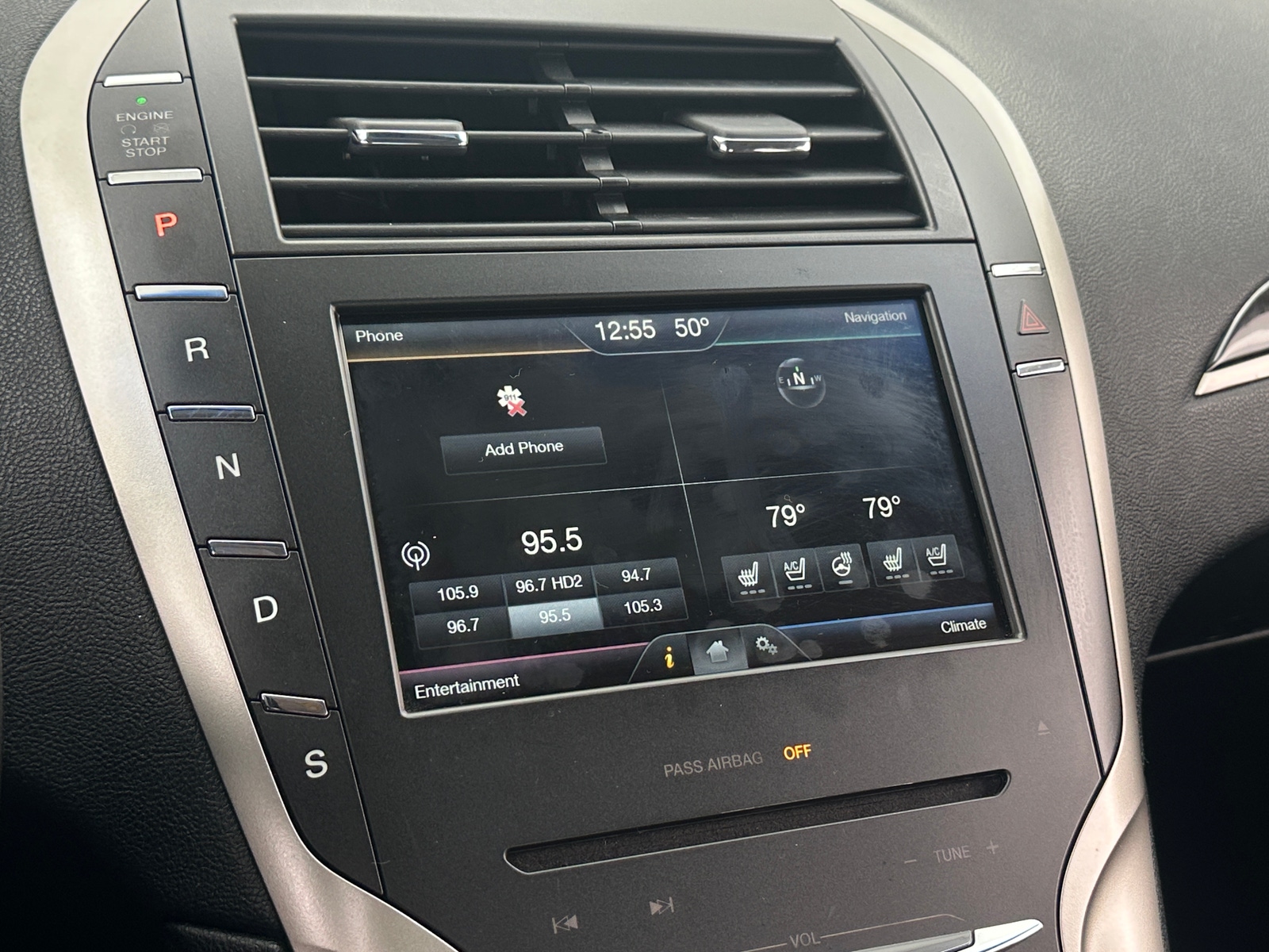 Thumbnail: 2016 Lincoln MKZ - 3