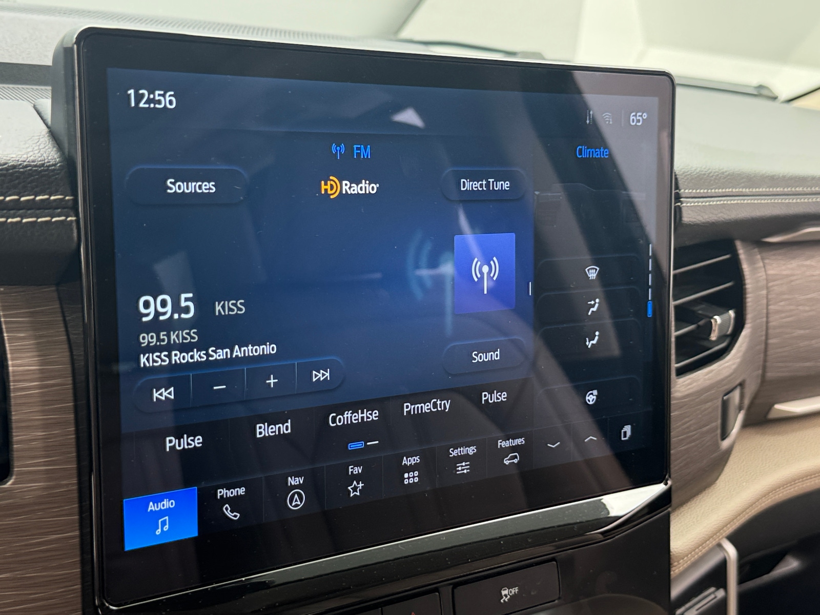 Thumbnail: 2024 Ford Expedition MAX - 3