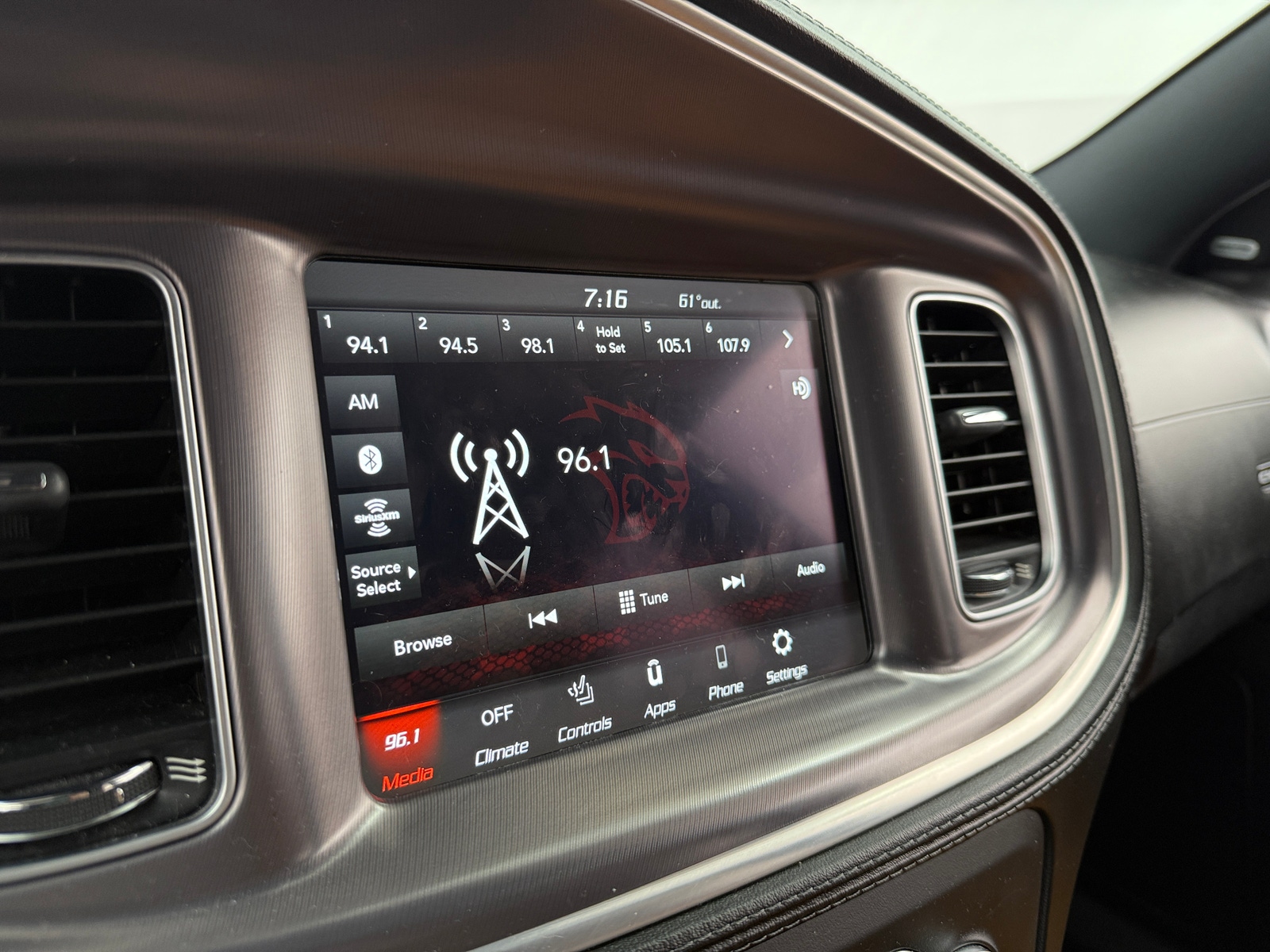 Thumbnail: 2020 Dodge Charger - 3