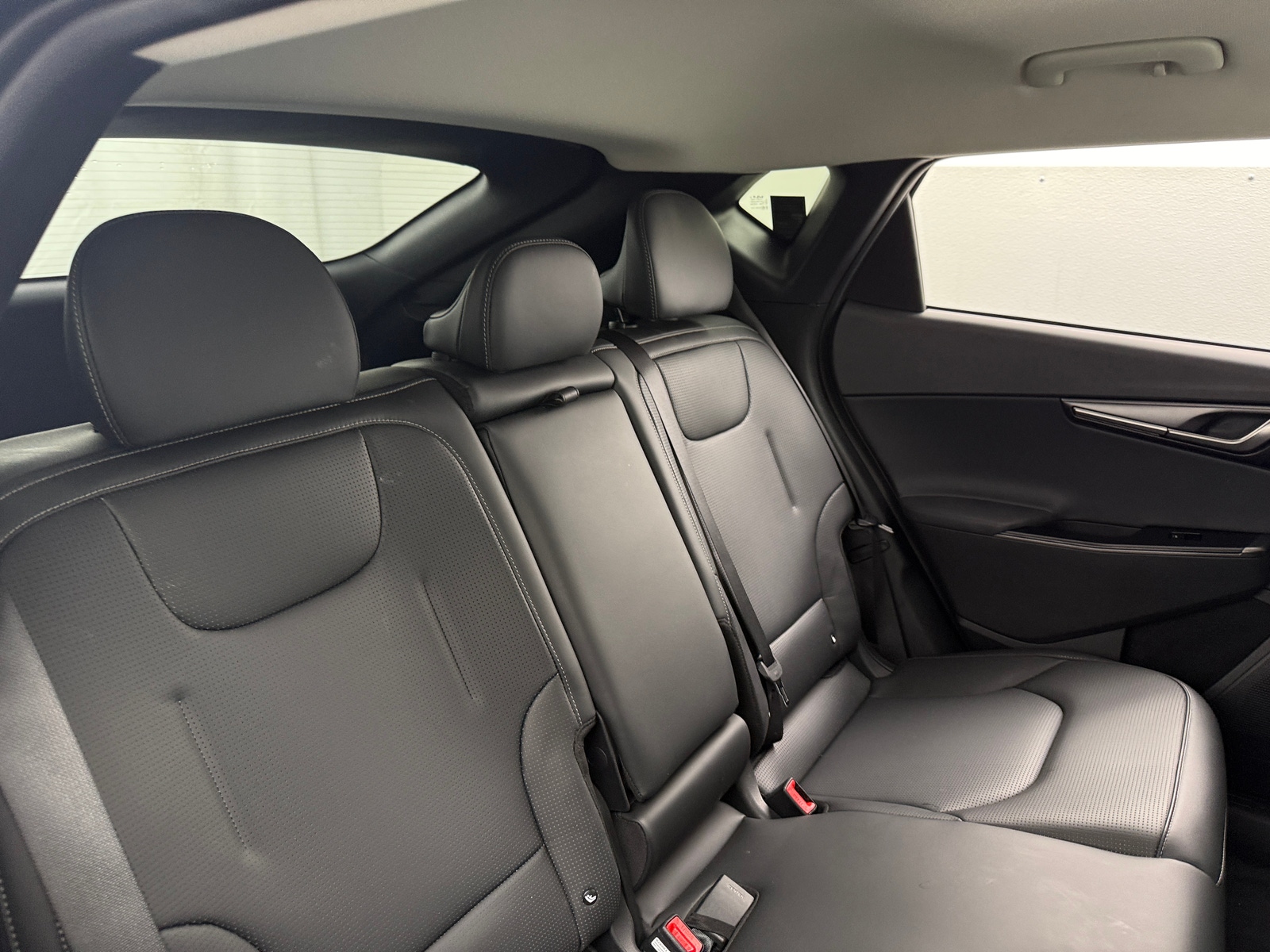 Thumbnail: 2025 Kia EV6 - 4