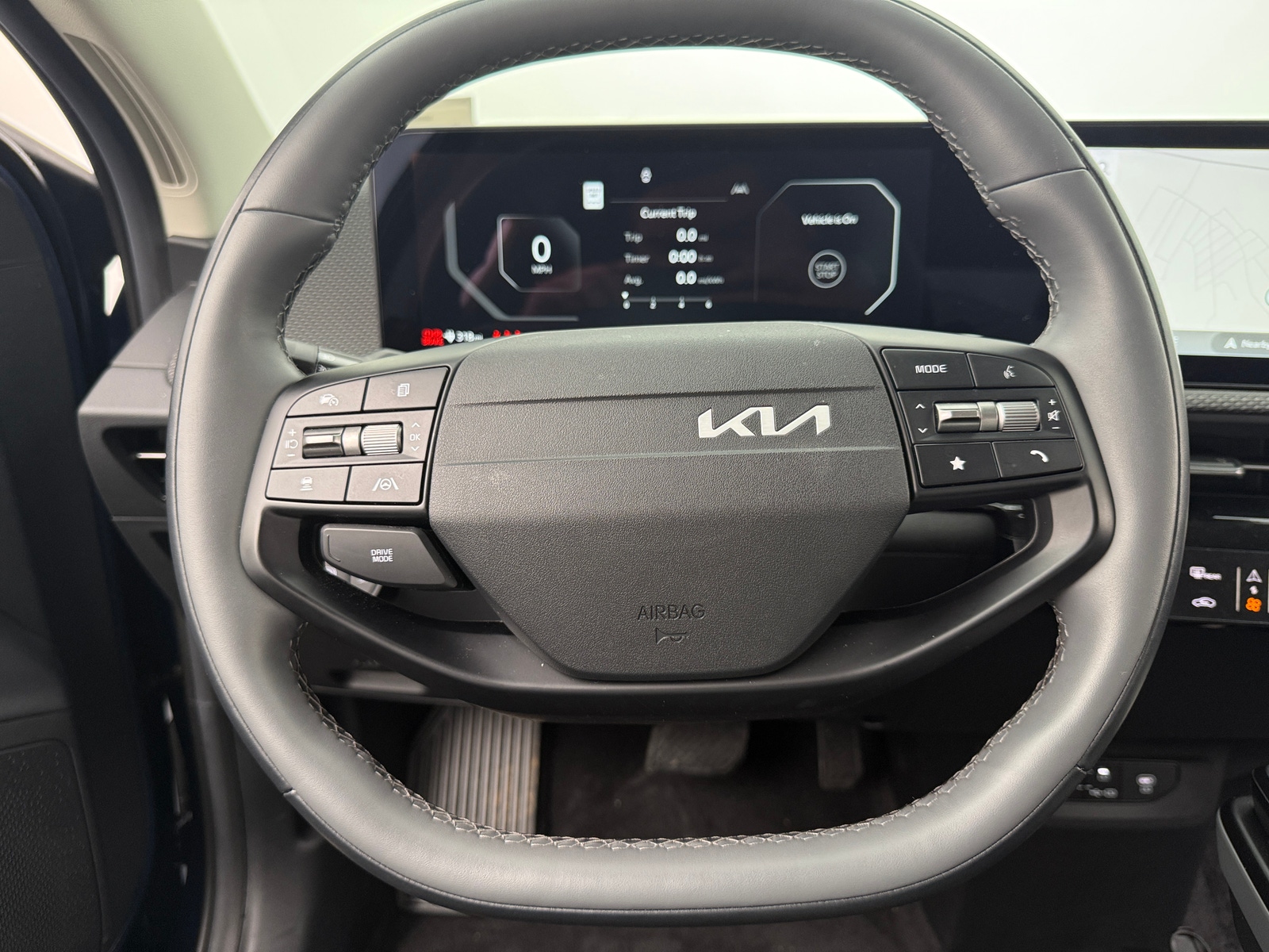 Thumbnail: 2025 Kia EV6 - 3
