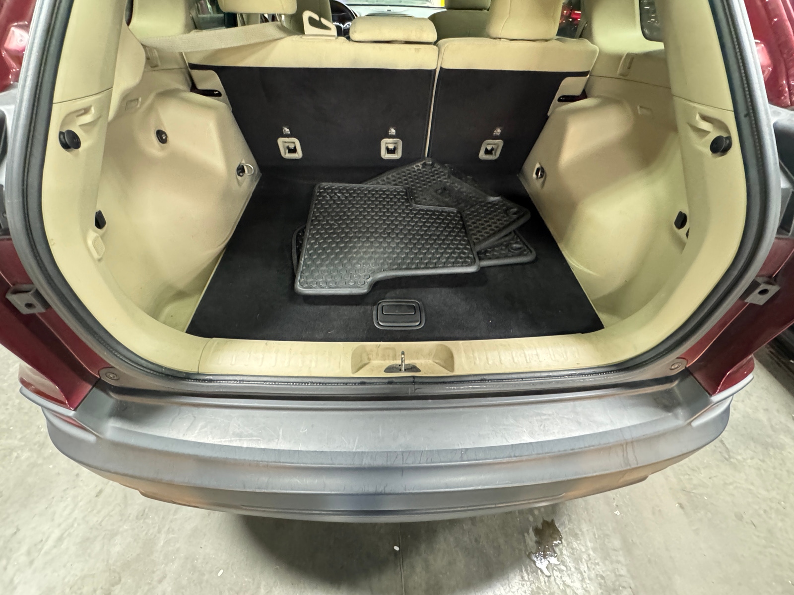 Thumbnail: 2019 Jeep Cherokee - 7