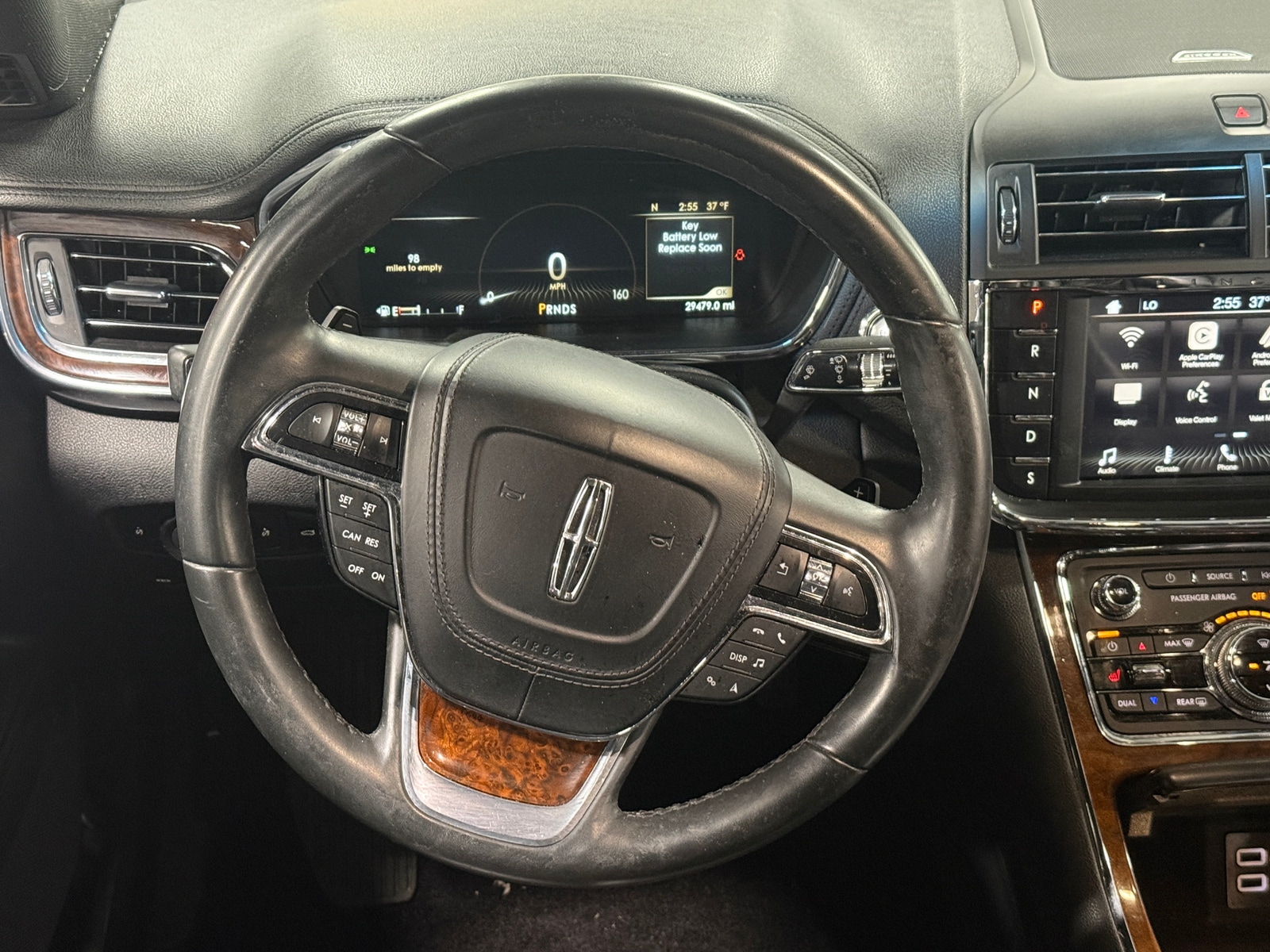 Thumbnail: 2017 Lincoln Continental - 4