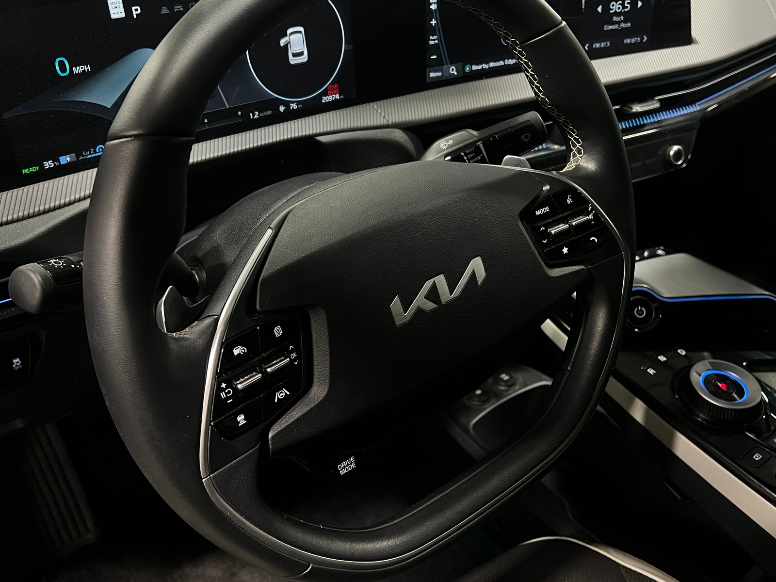 Thumbnail: 2023 Kia EV6 - 4