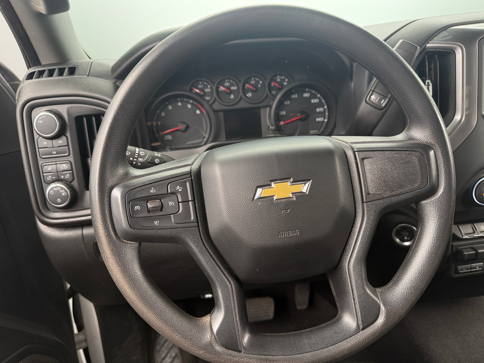 Thumbnail: 2024 Chevrolet Silverado 2500 - 5