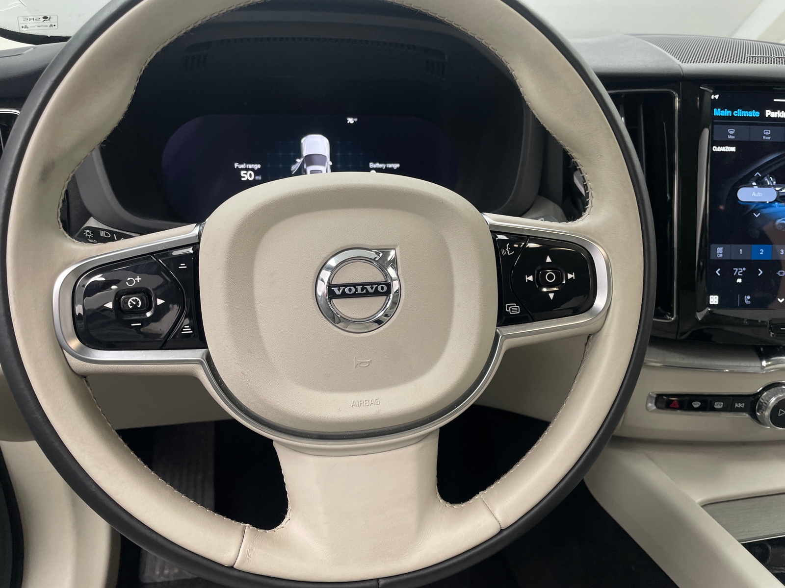 Thumbnail: 2024 Volvo XC60 - 4