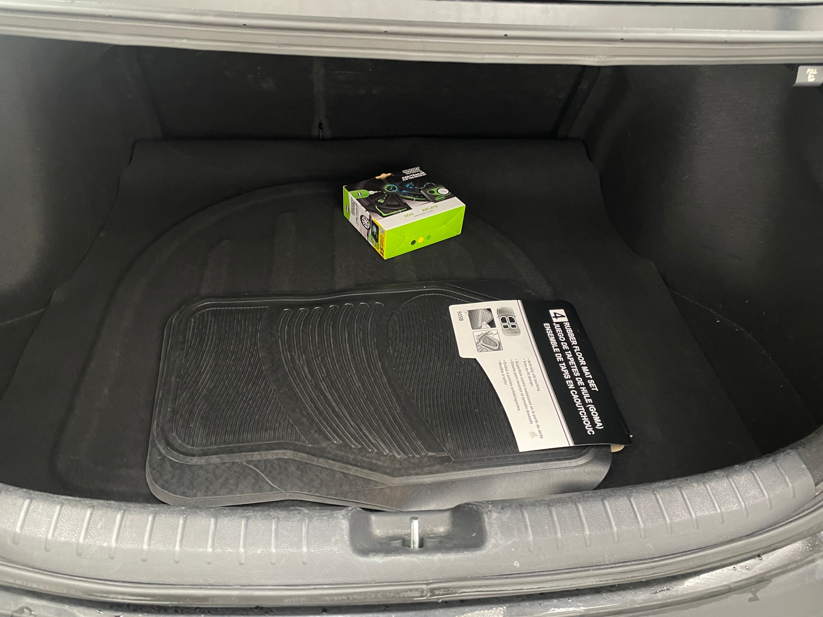 Thumbnail: 2024 Kia Forte - 7