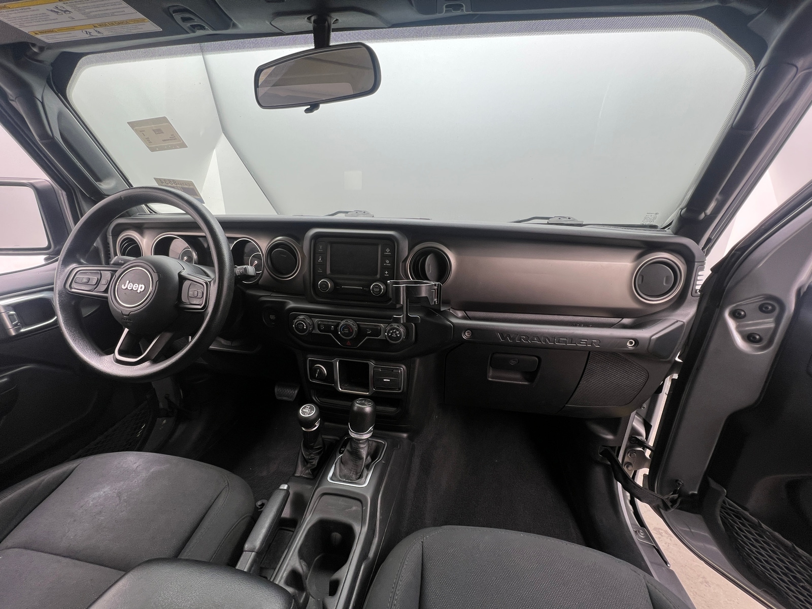 Thumbnail: 2019 Jeep Wrangler - 3