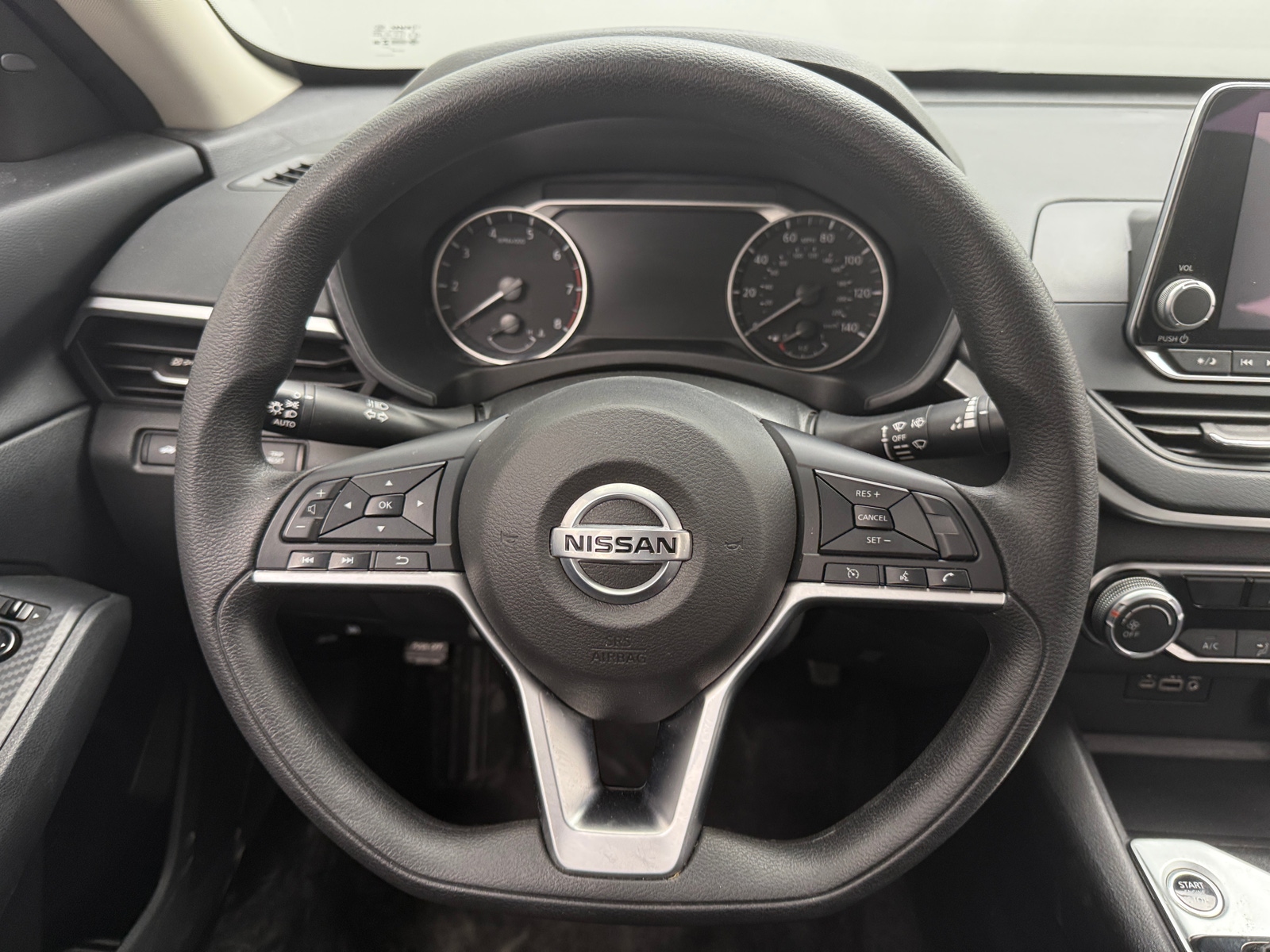 Thumbnail: 2022 Nissan Altima - 5