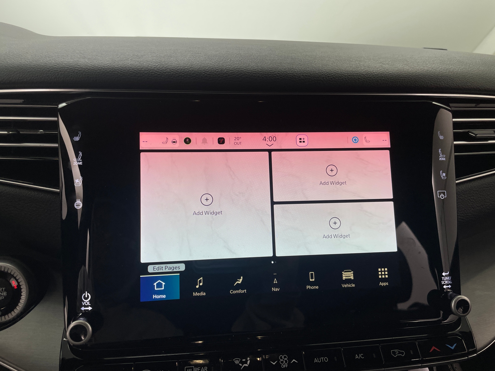 Thumbnail: 2023 Jeep Wagoneer - 3