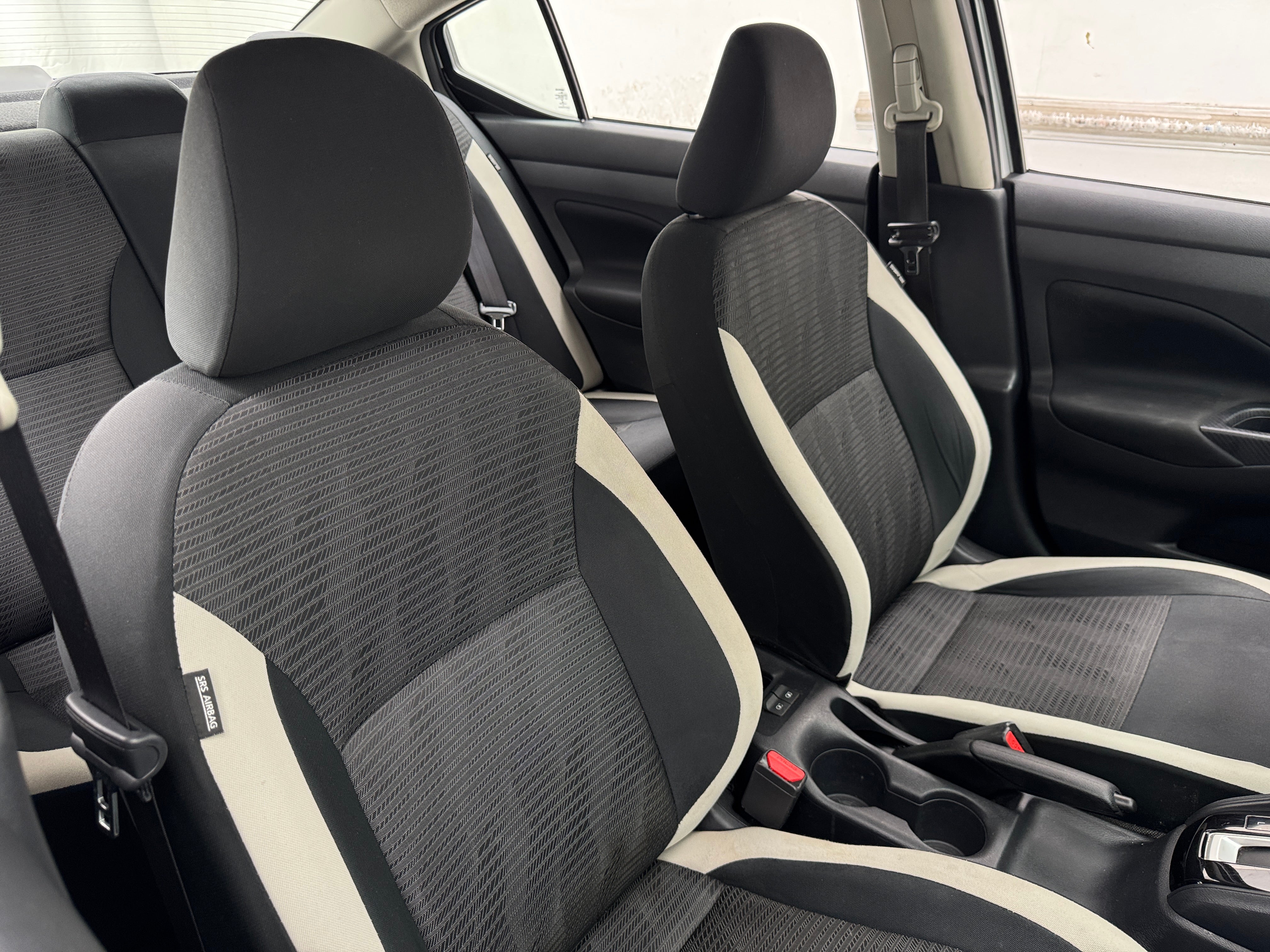 2021 Nissan Versa Sedan