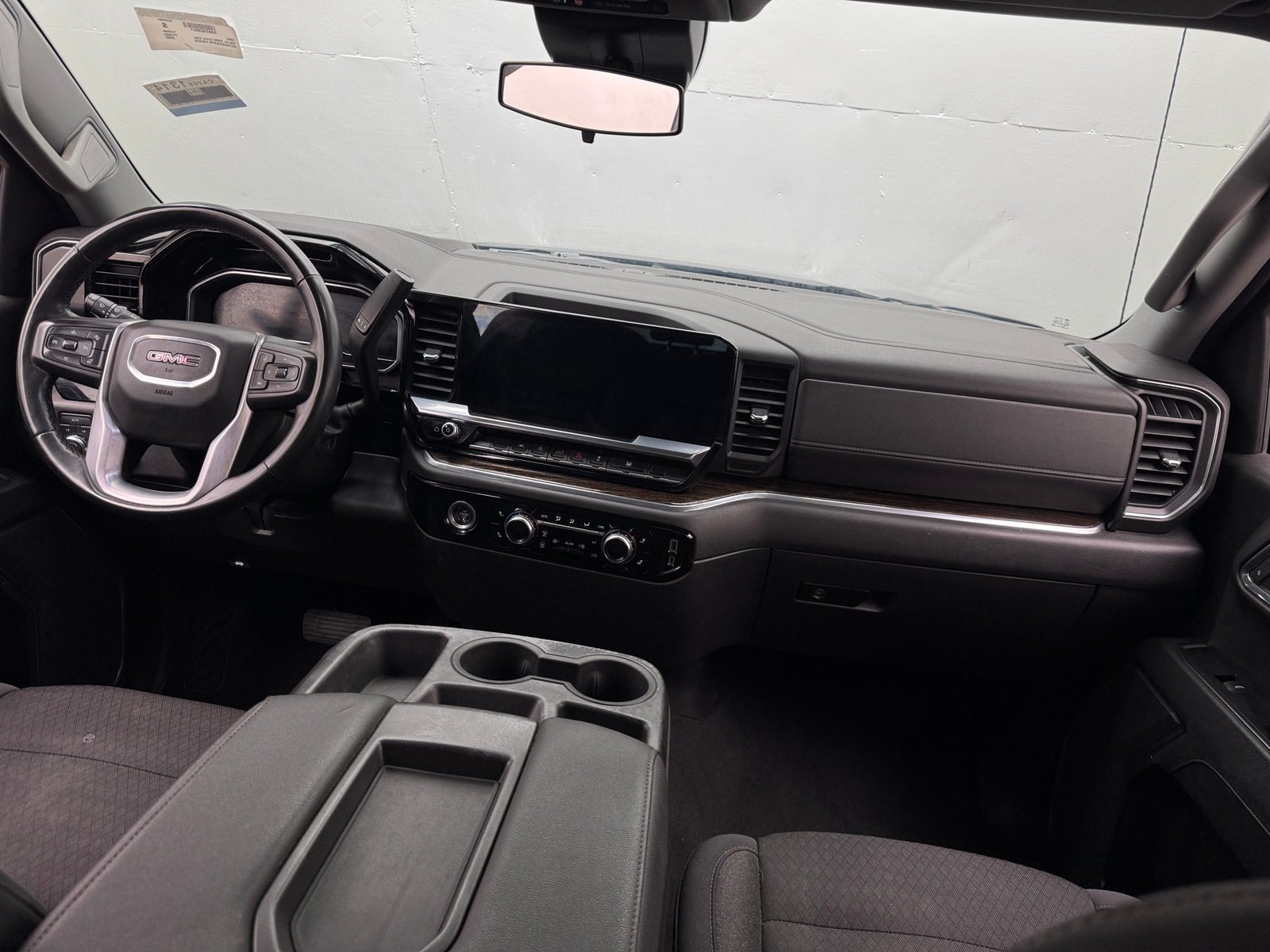 Thumbnail: 2023 GMC Sierra 1500 - 3