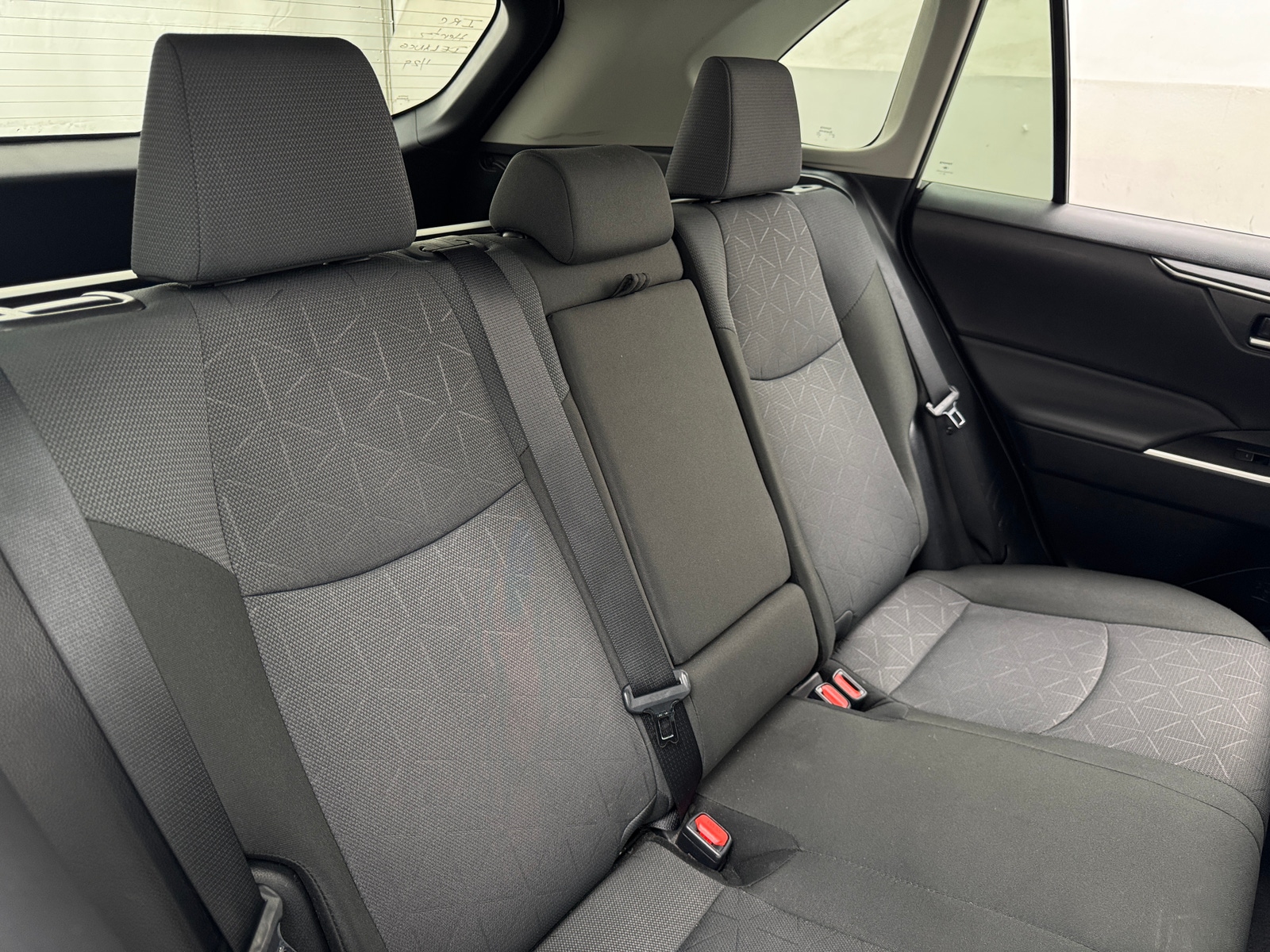 Thumbnail: 2025 Toyota RAV4 - 6