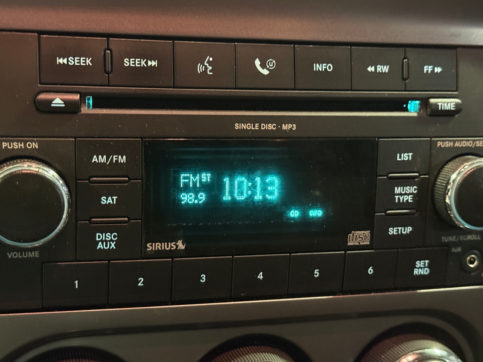 Thumbnail: 2014 Dodge Challenger - 3