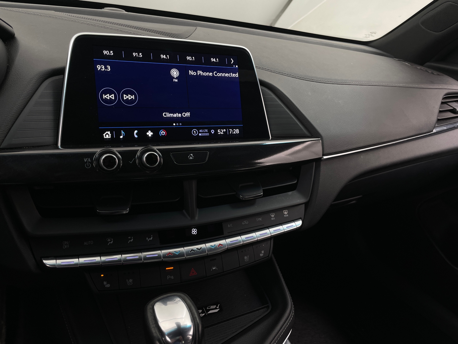 Thumbnail: 2024 Cadillac CT4 - 3