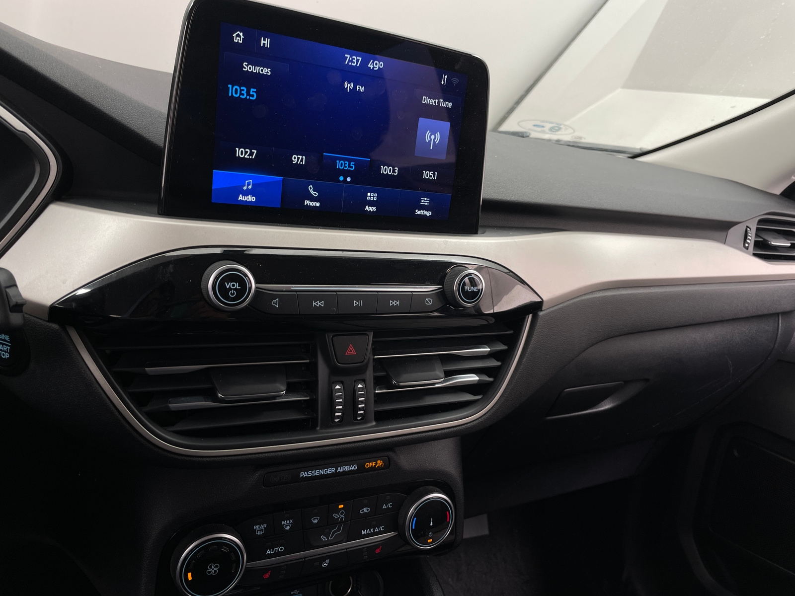 Thumbnail: 2022 Ford Escape - 4