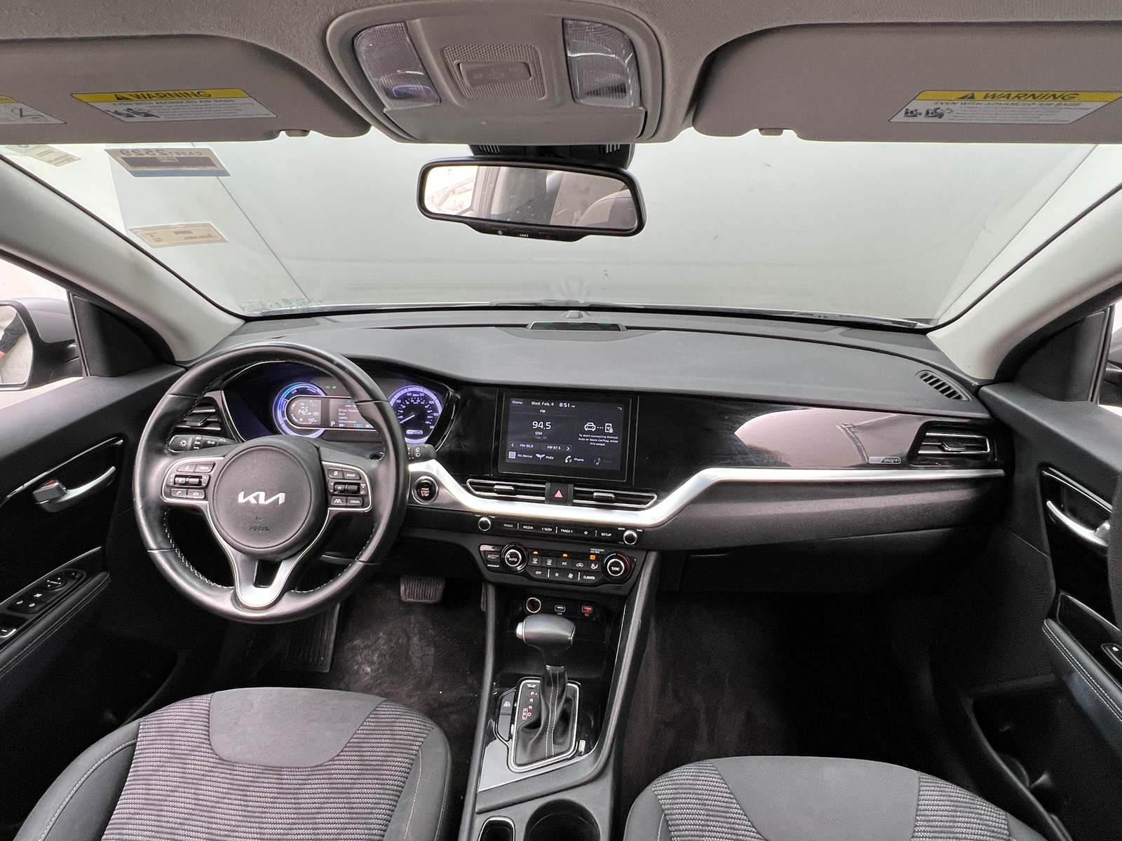 Thumbnail: 2022 Kia Niro - 3