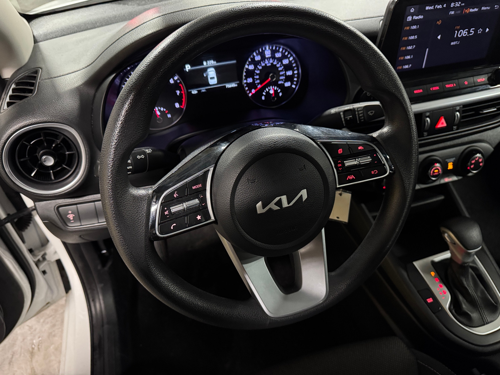 Thumbnail: 2022 Kia Forte - 5