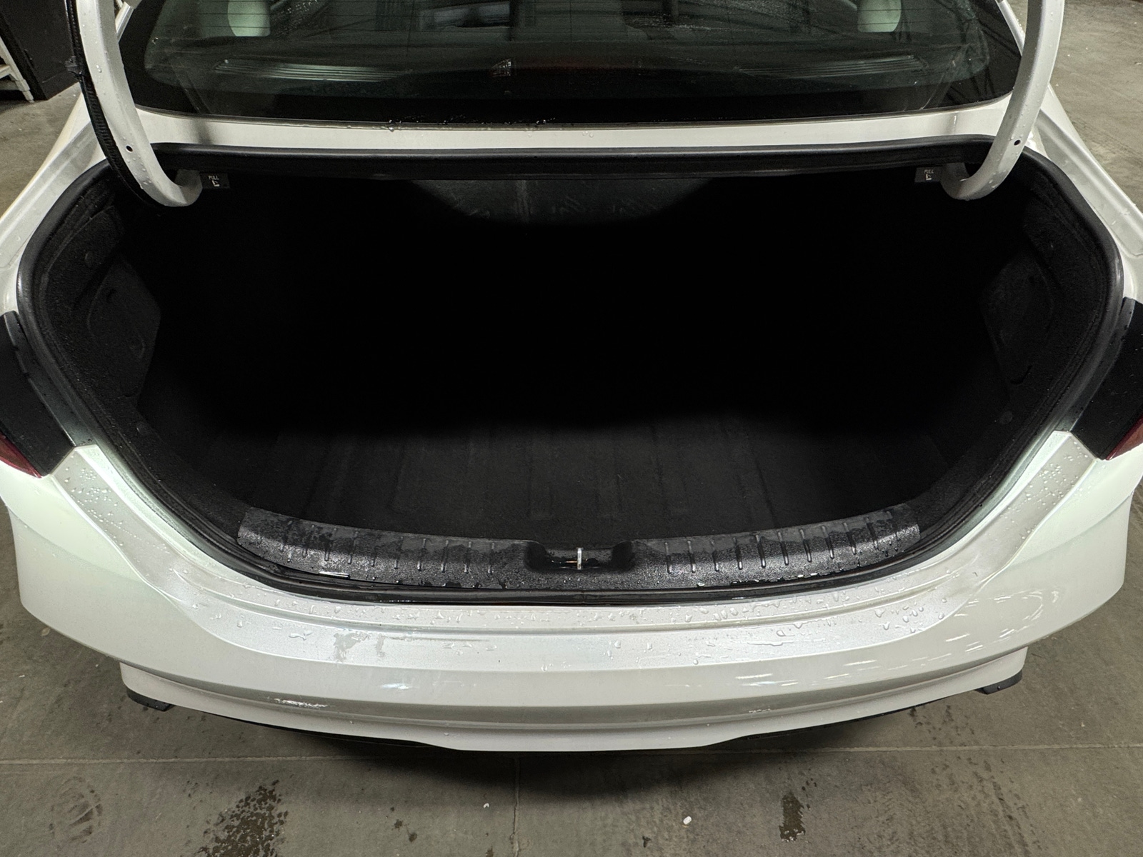 Thumbnail: 2022 Kia Forte - 7