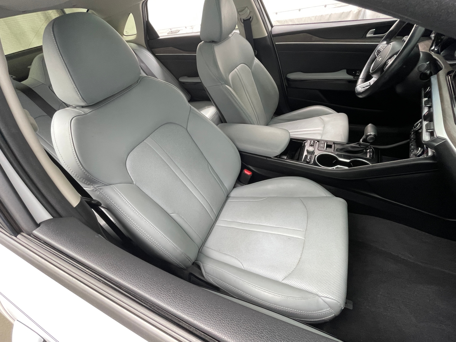 Thumbnail: 2023 Kia K5 - 2