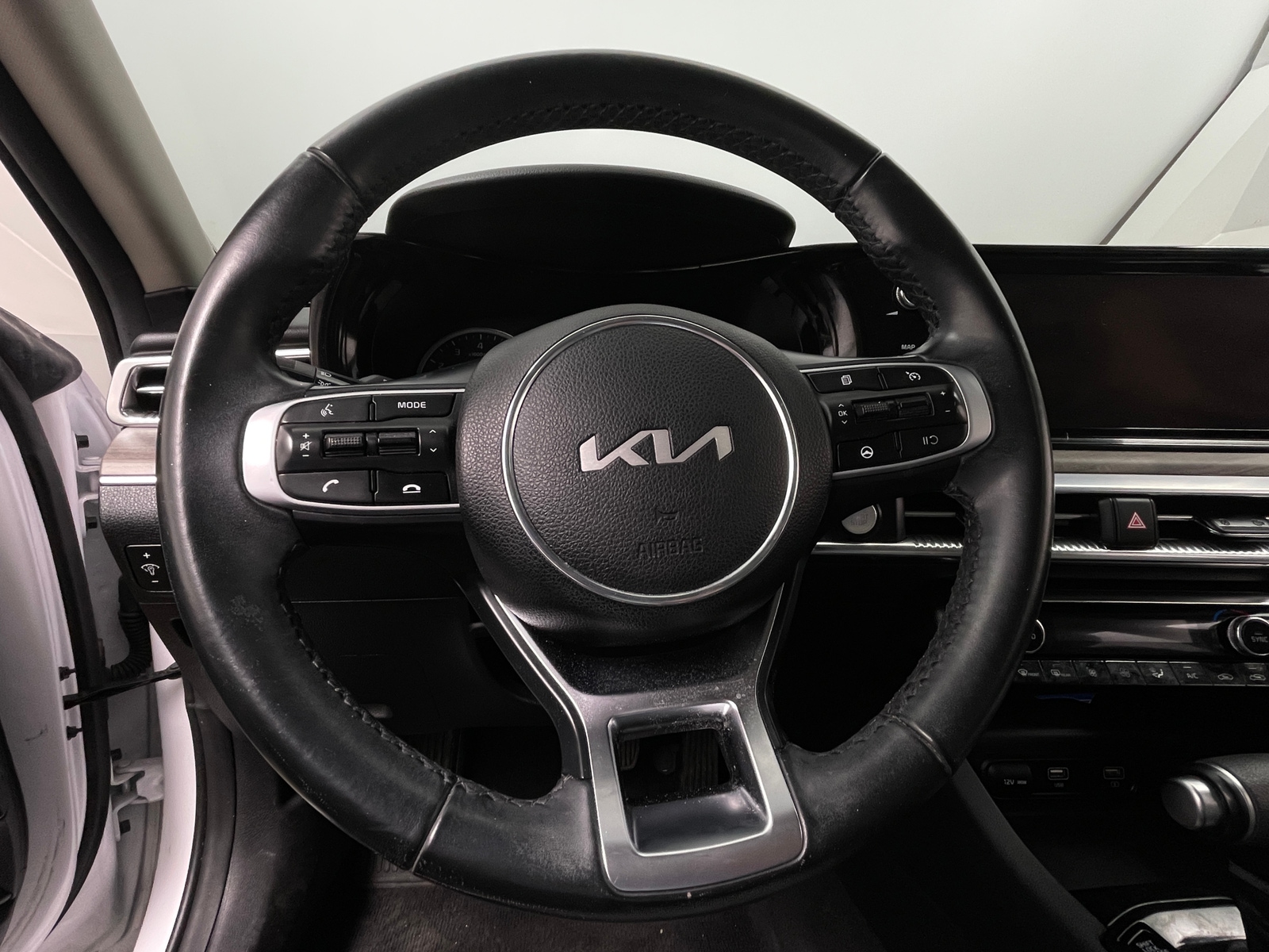 Thumbnail: 2023 Kia K5 - 5