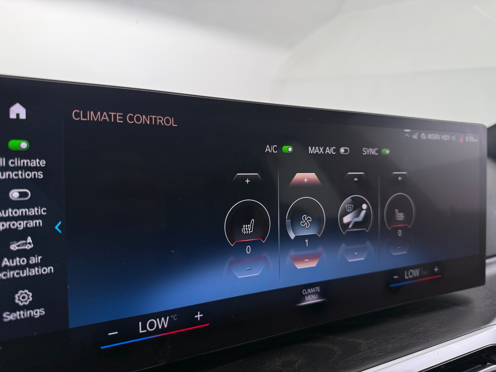 Thumbnail: 2023 BMW 3 Series - 3