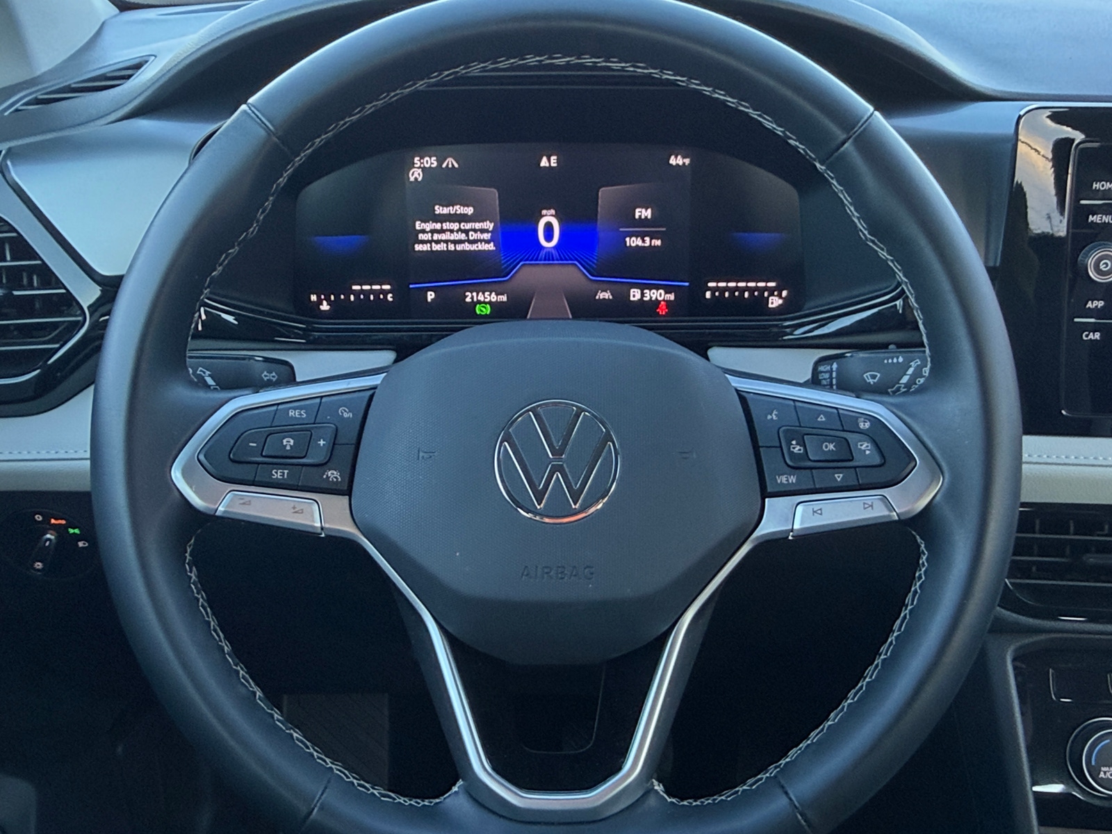 Thumbnail: 2025 Volkswagen Taos - 5